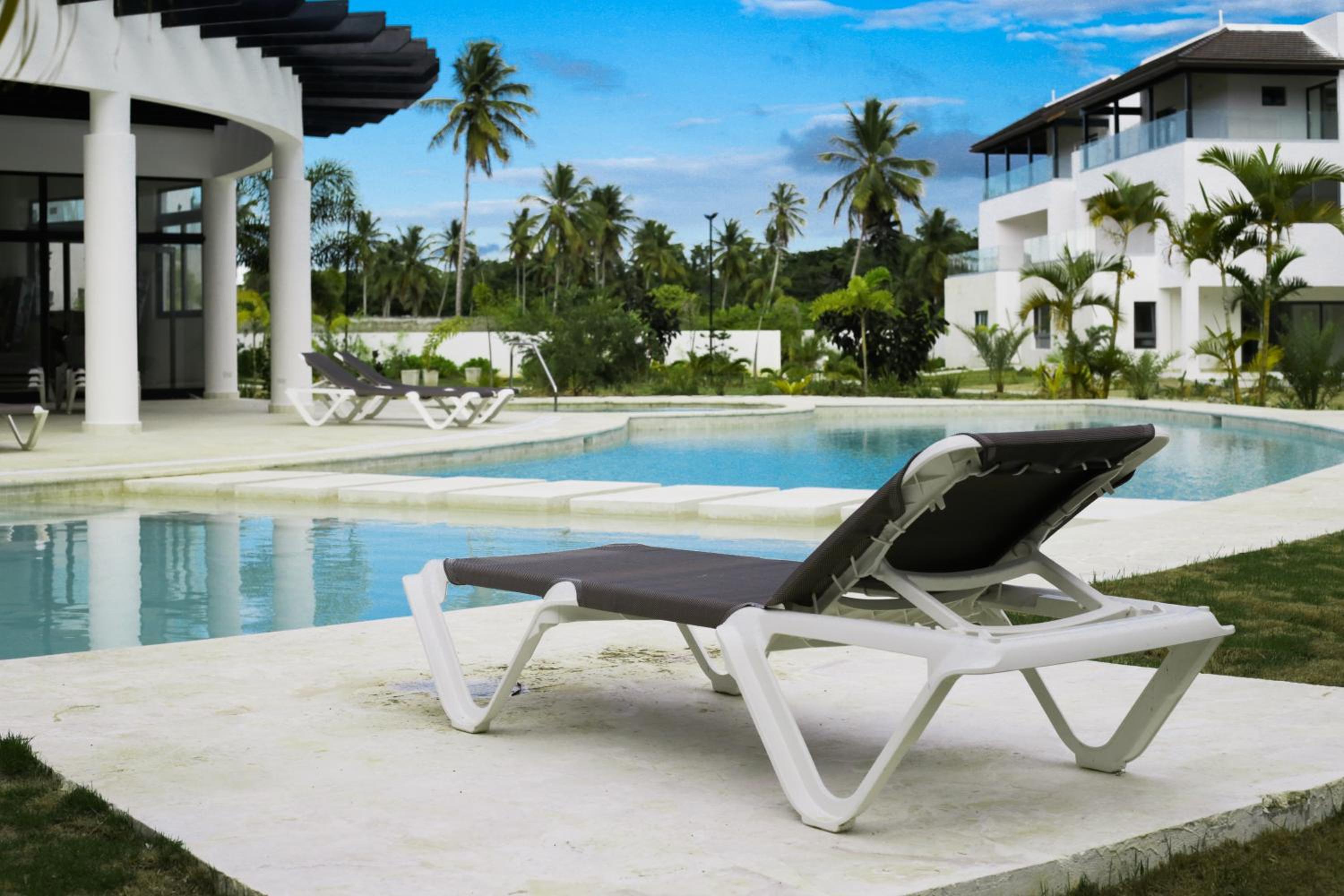New Beachfront Penthouse Punta Popy