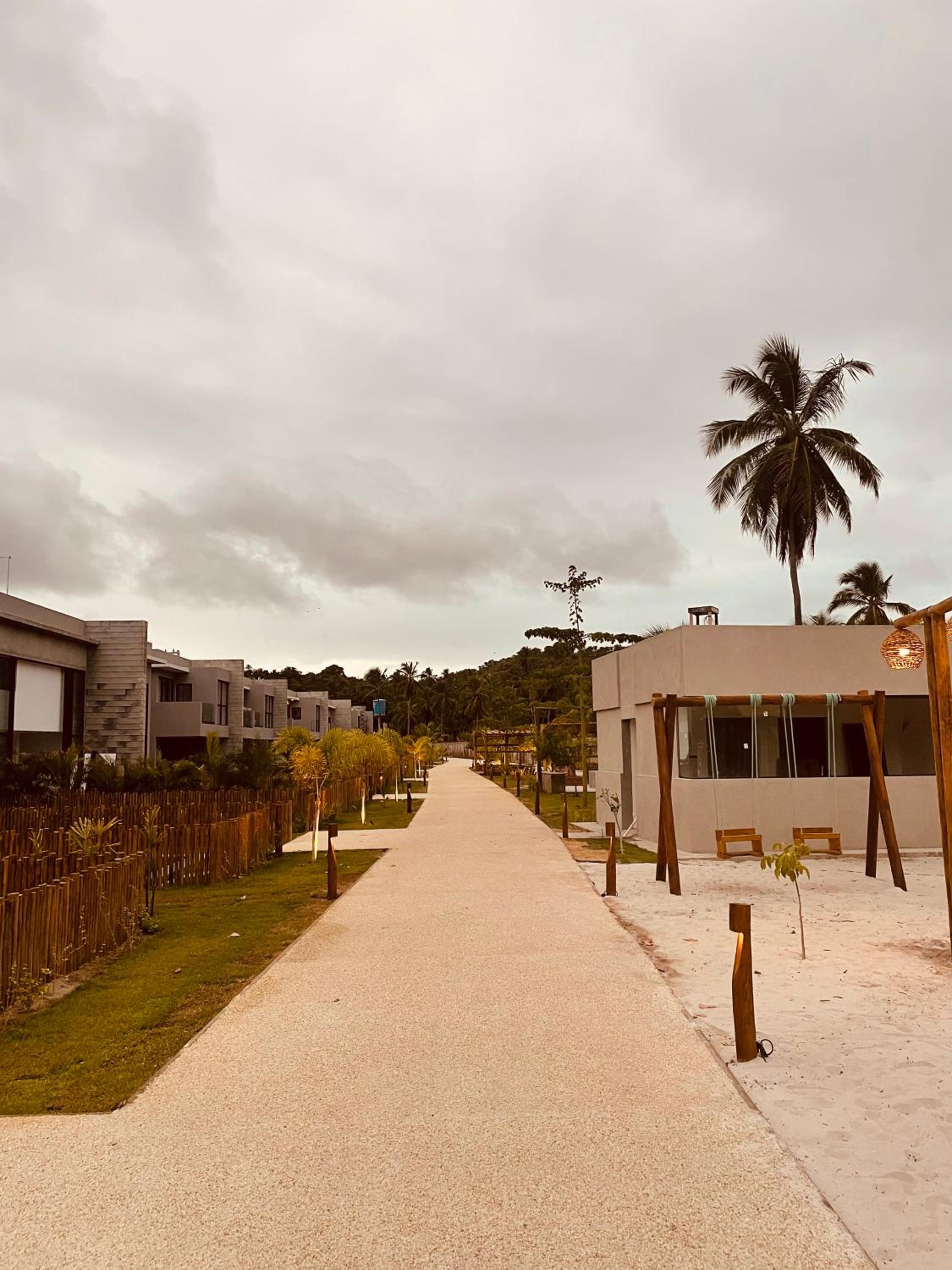 Housi, condo beira mar em Milagres