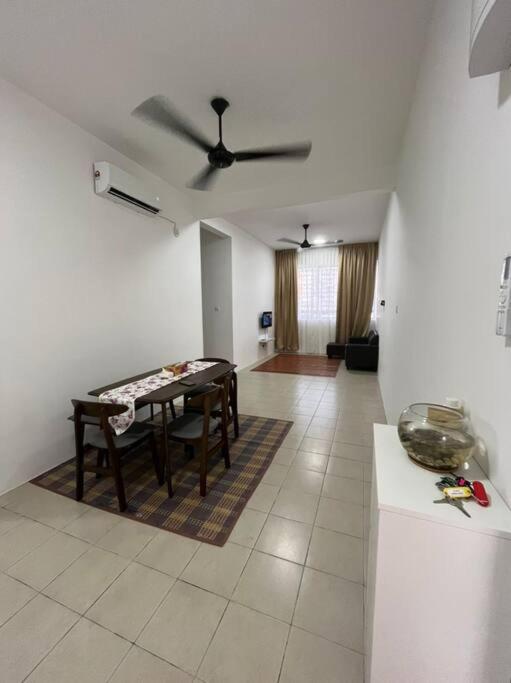 OrchidVilla Homestay at Southville Apartment photo 2