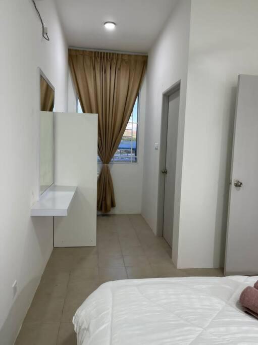OrchidVilla Homestay at Southville Apartment photo 6