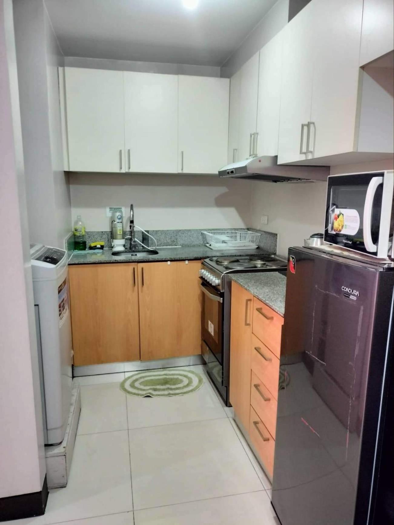 Cubao ManhattanHeights Unit 7EF Tower B, 1BR view 5