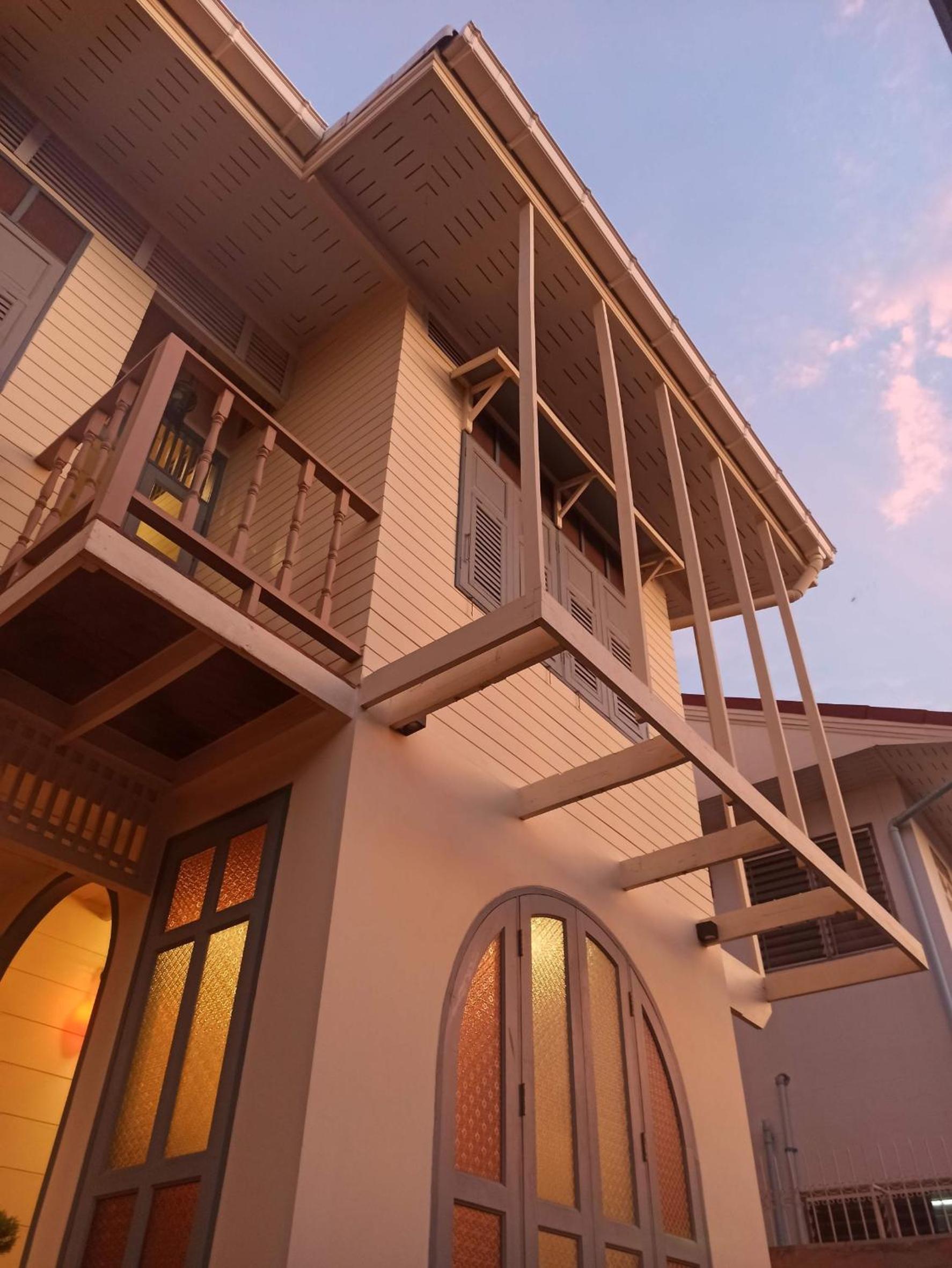 Priya Boutique House