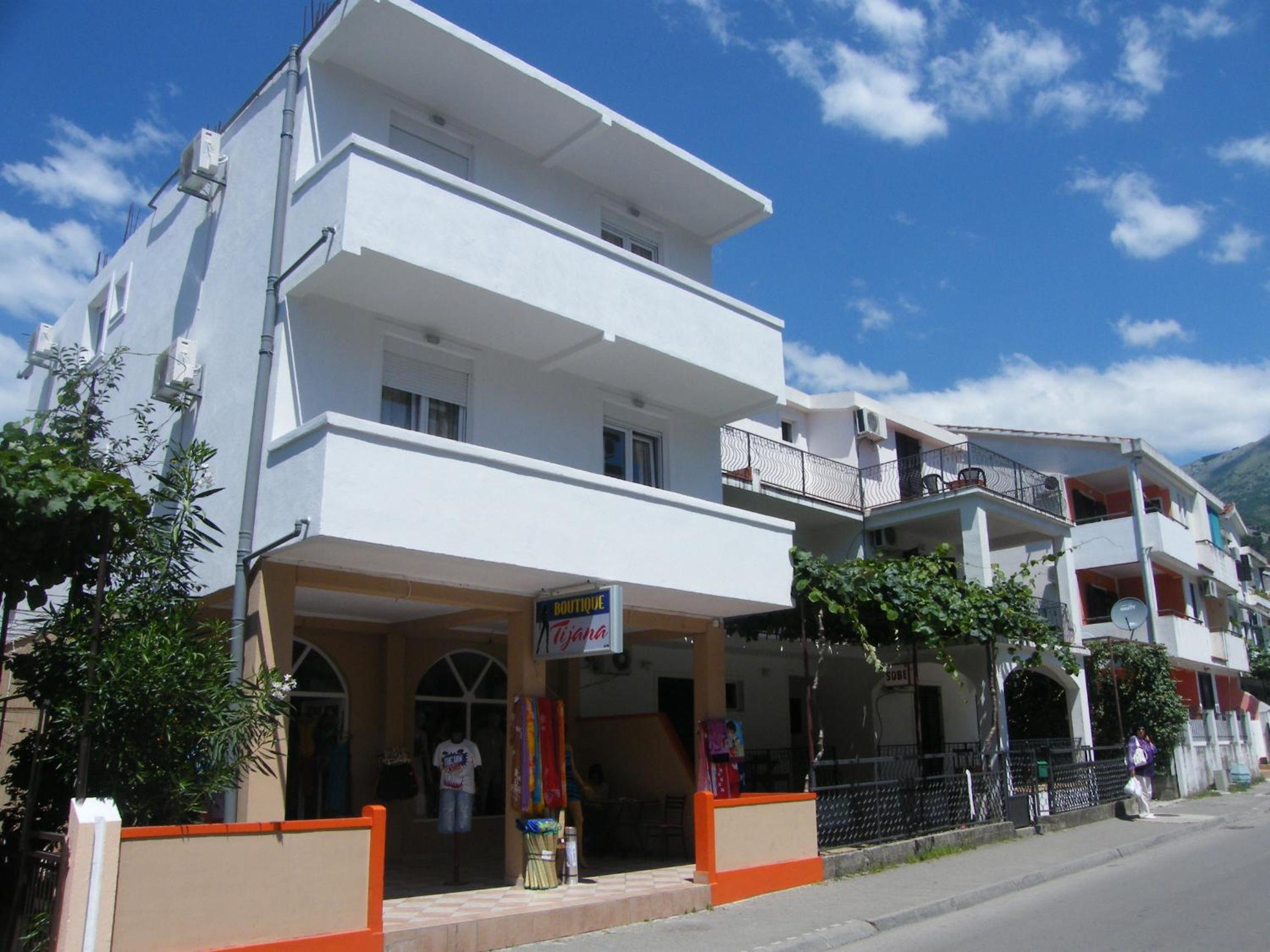 Hotel Mirko Apartments Budva - Image 1
