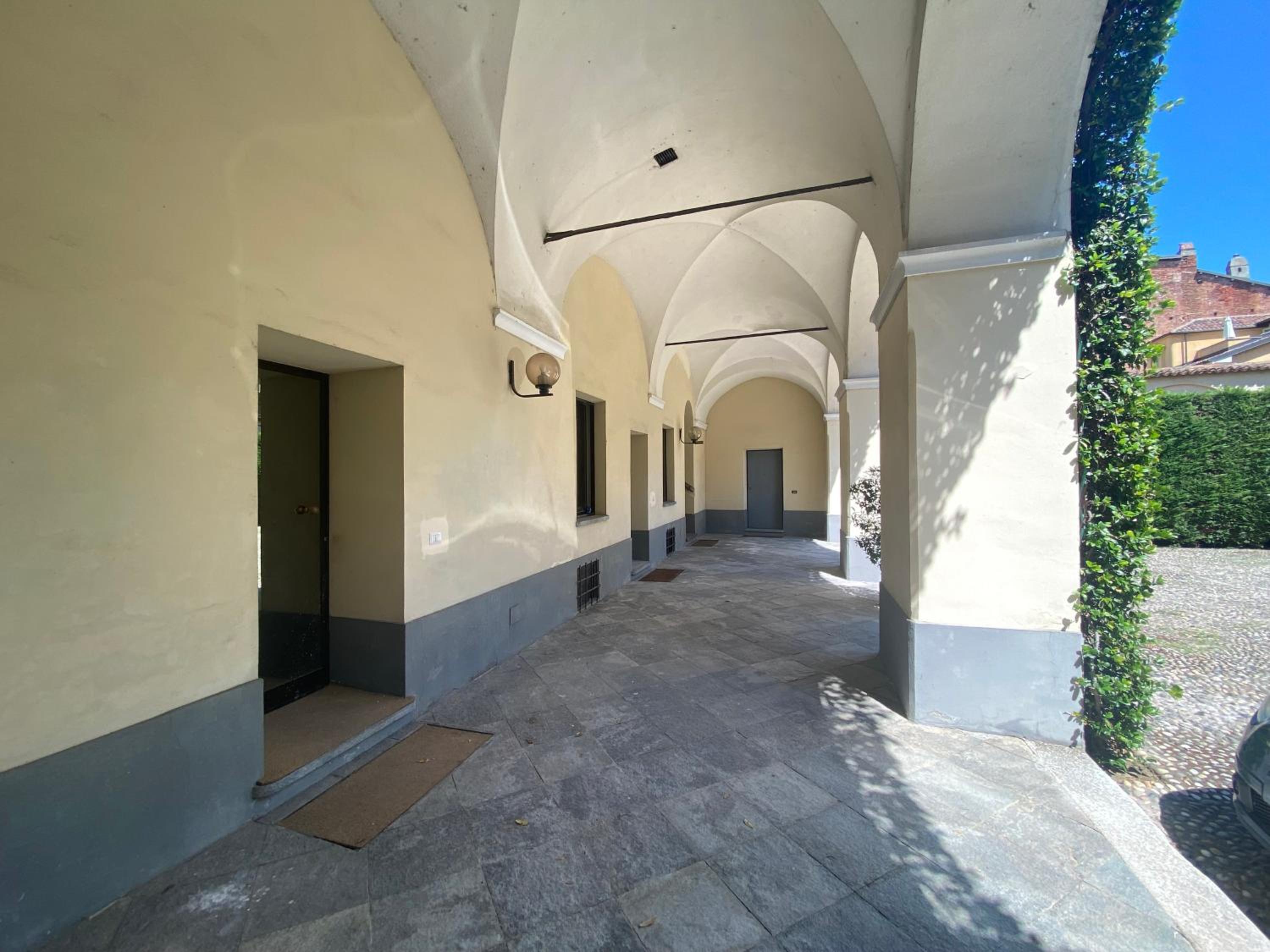 Center Two - Loft rifugio d'amore in centro storico di Vercelli - Cinelli Apartment