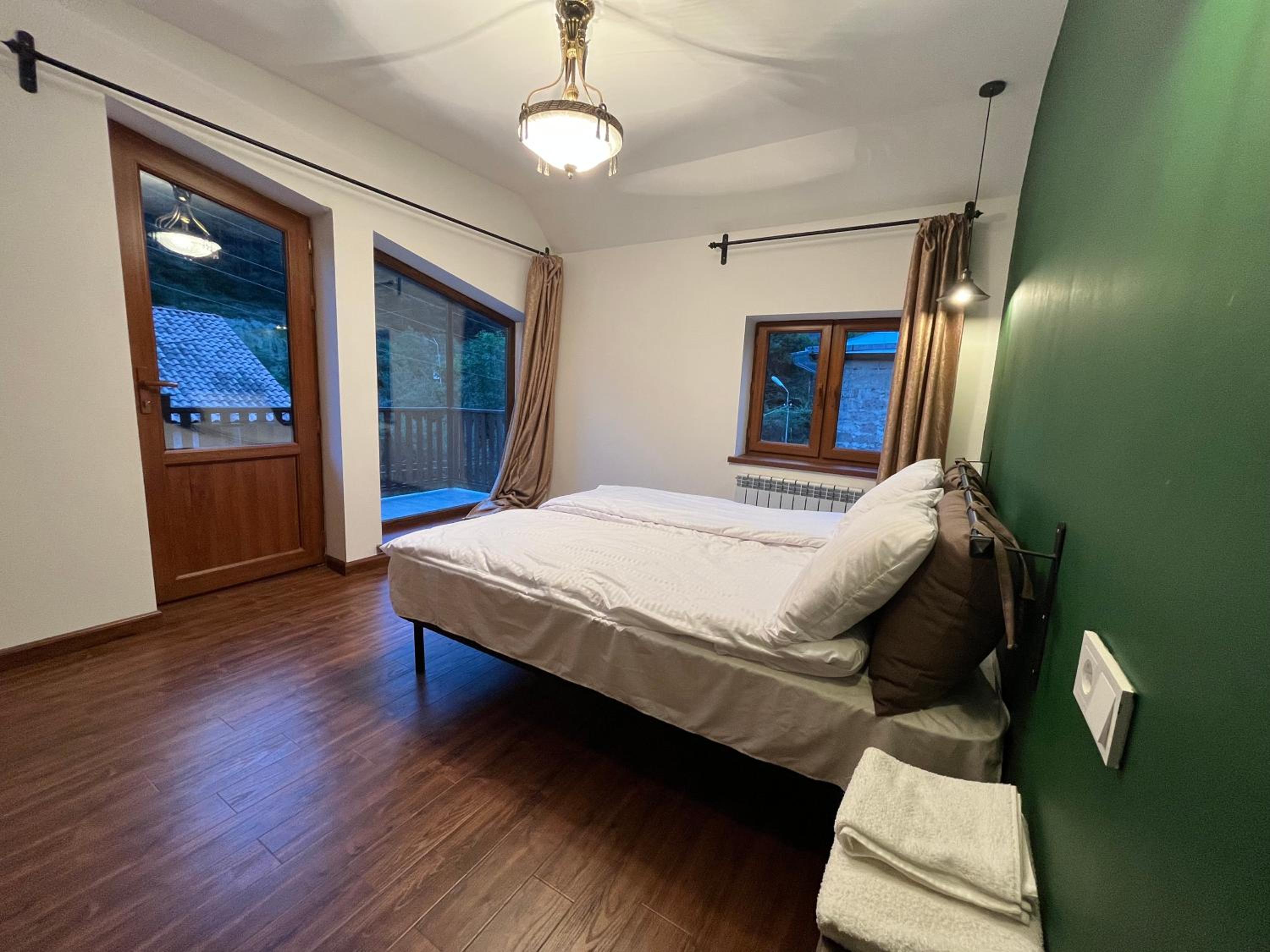 Dilijan Mountain View, 3 bedroom house