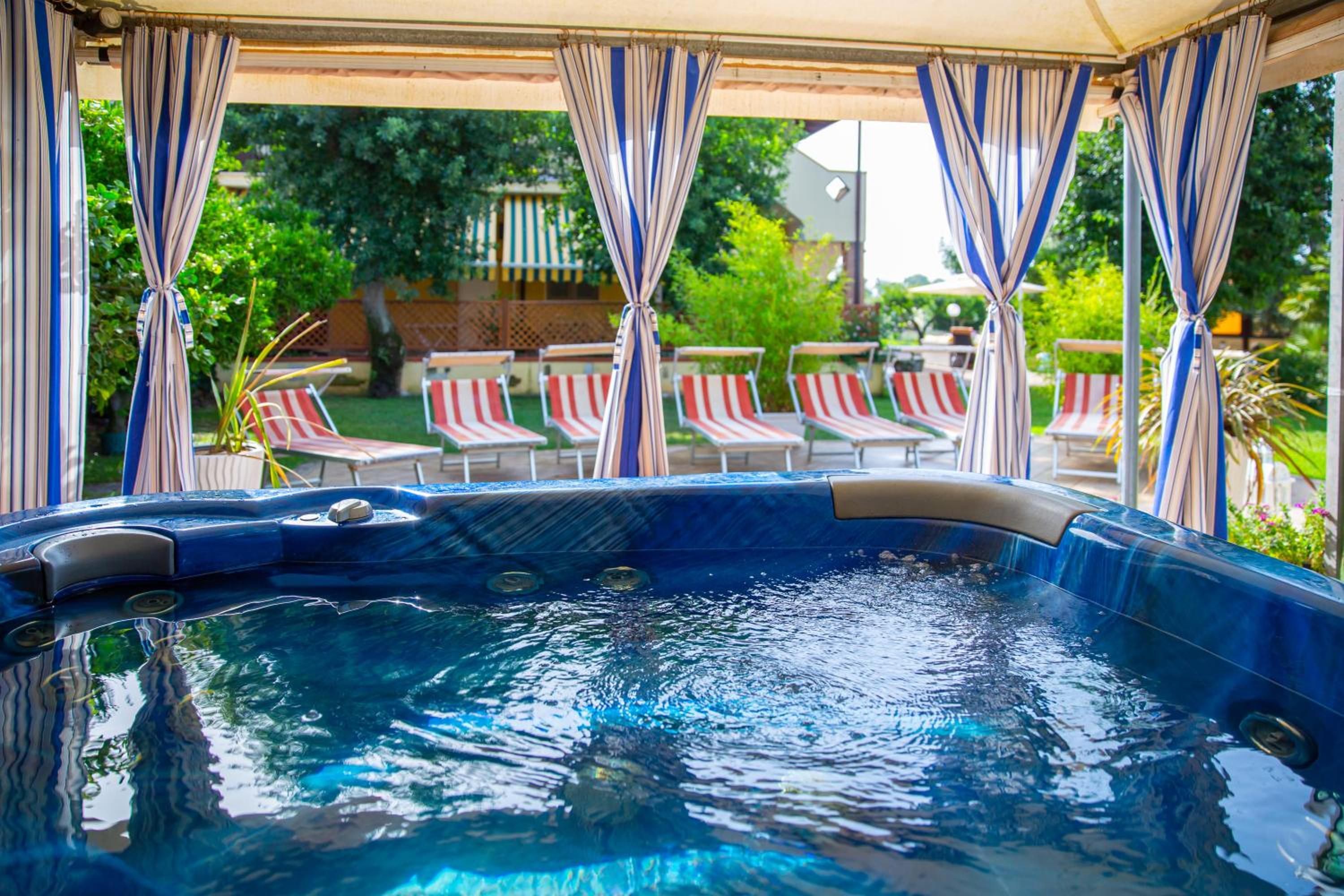 I Lecci Guesthouse photo 2
