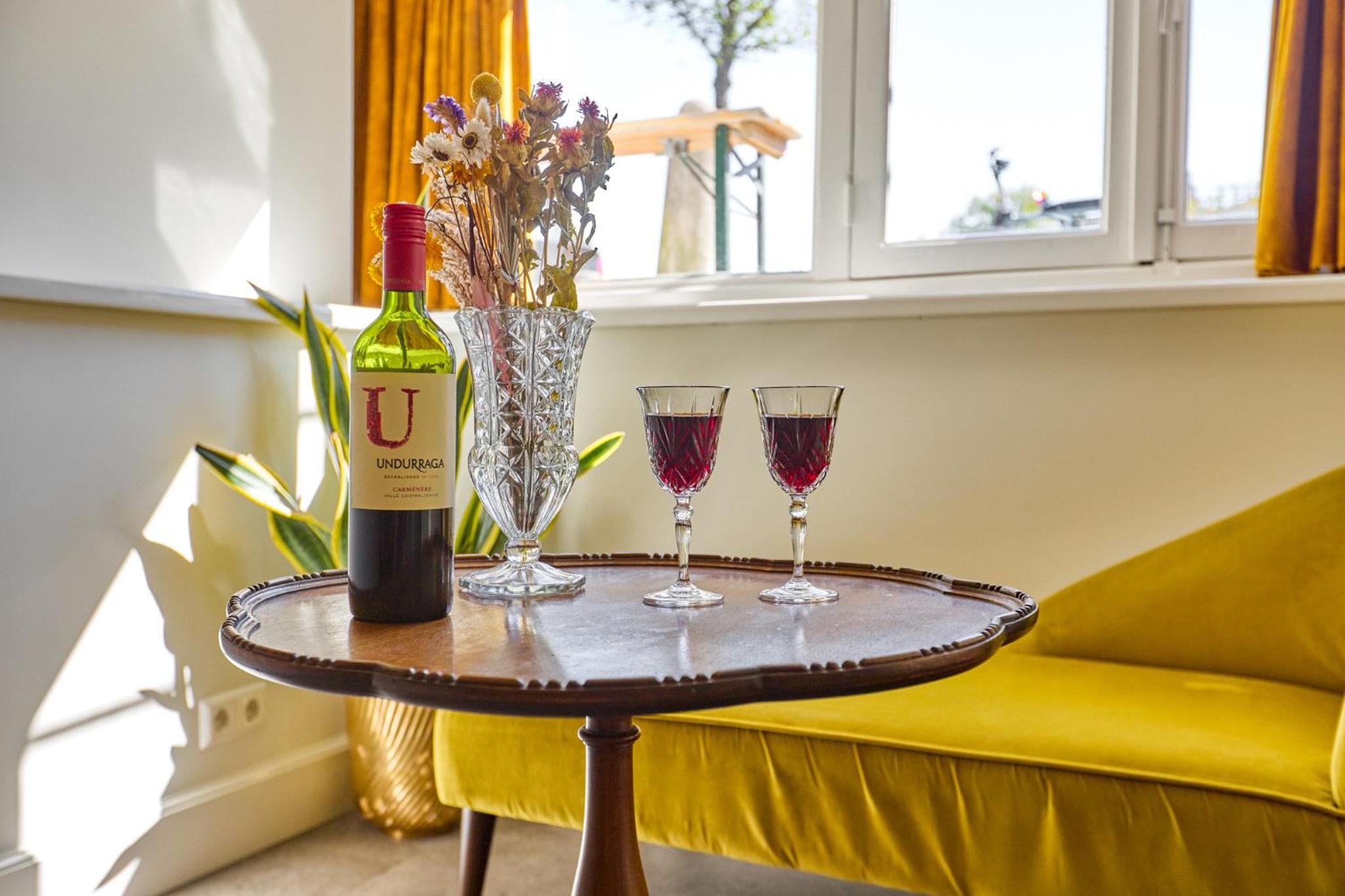 Van Gogh Studio