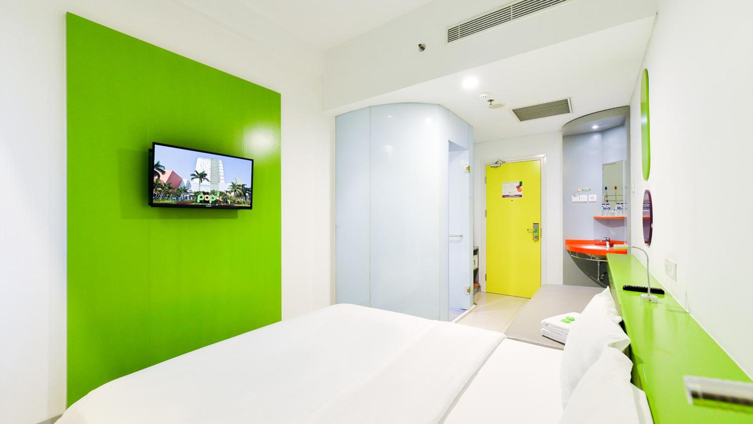 POP! Hotel Kelapa Gading