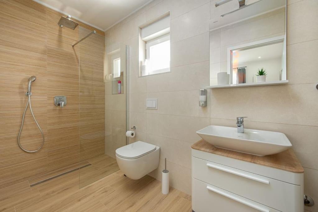 Holiday Home LUX **** view 3