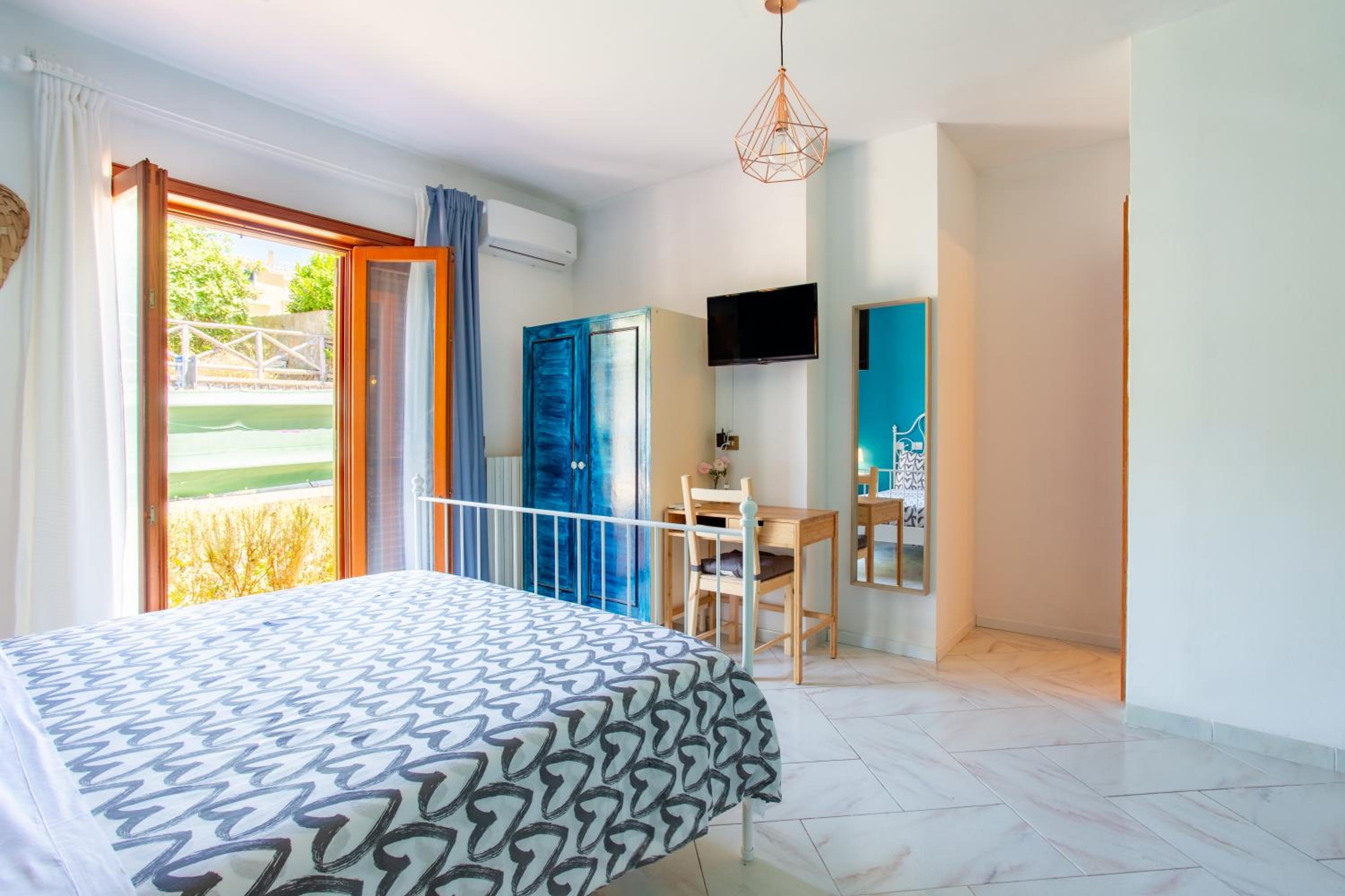 Villa Mariel Suites & Apartment photo 2