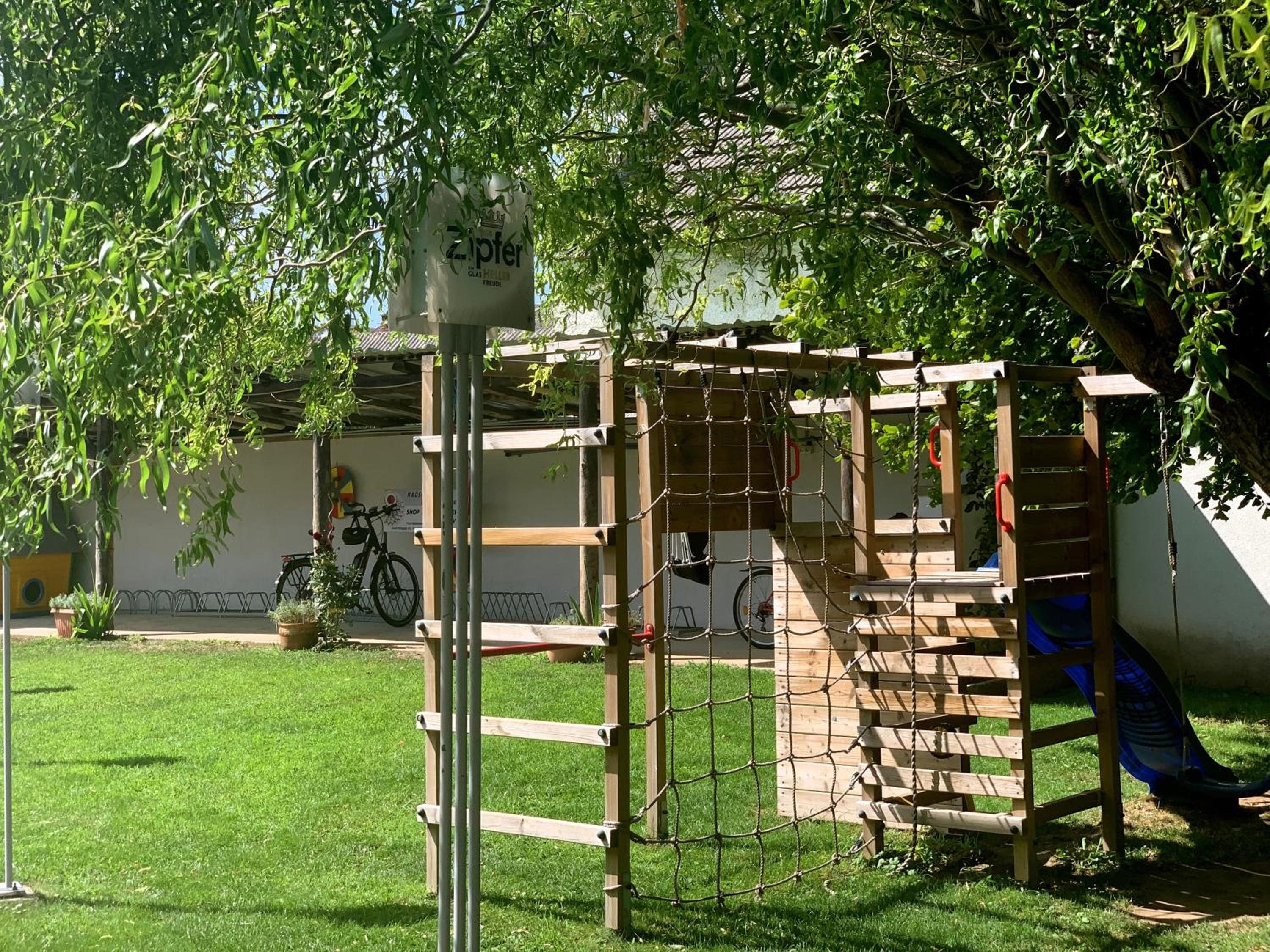 Apetlon`er Familie Böhm