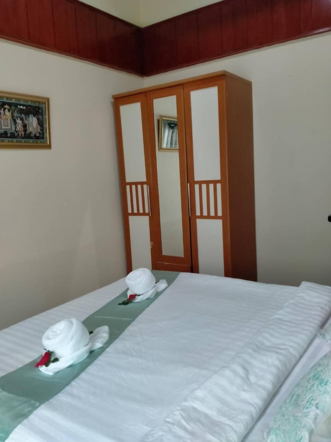 Saiyok River House