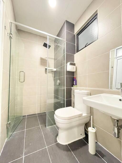 Legoland D’Pristine lovely 1 bedder unit photo 7