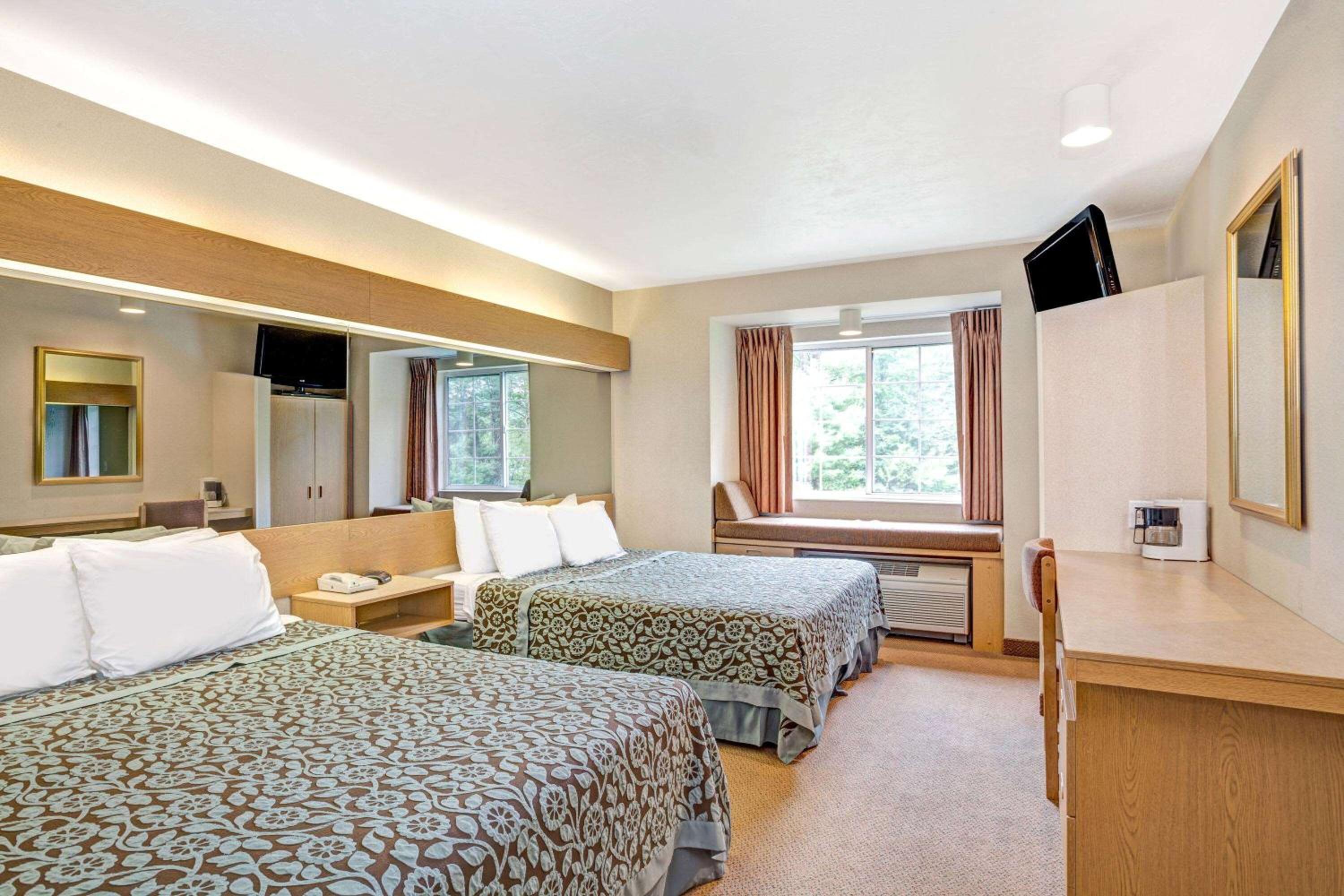 Days Inn by Wyndham Sturbridge view 2