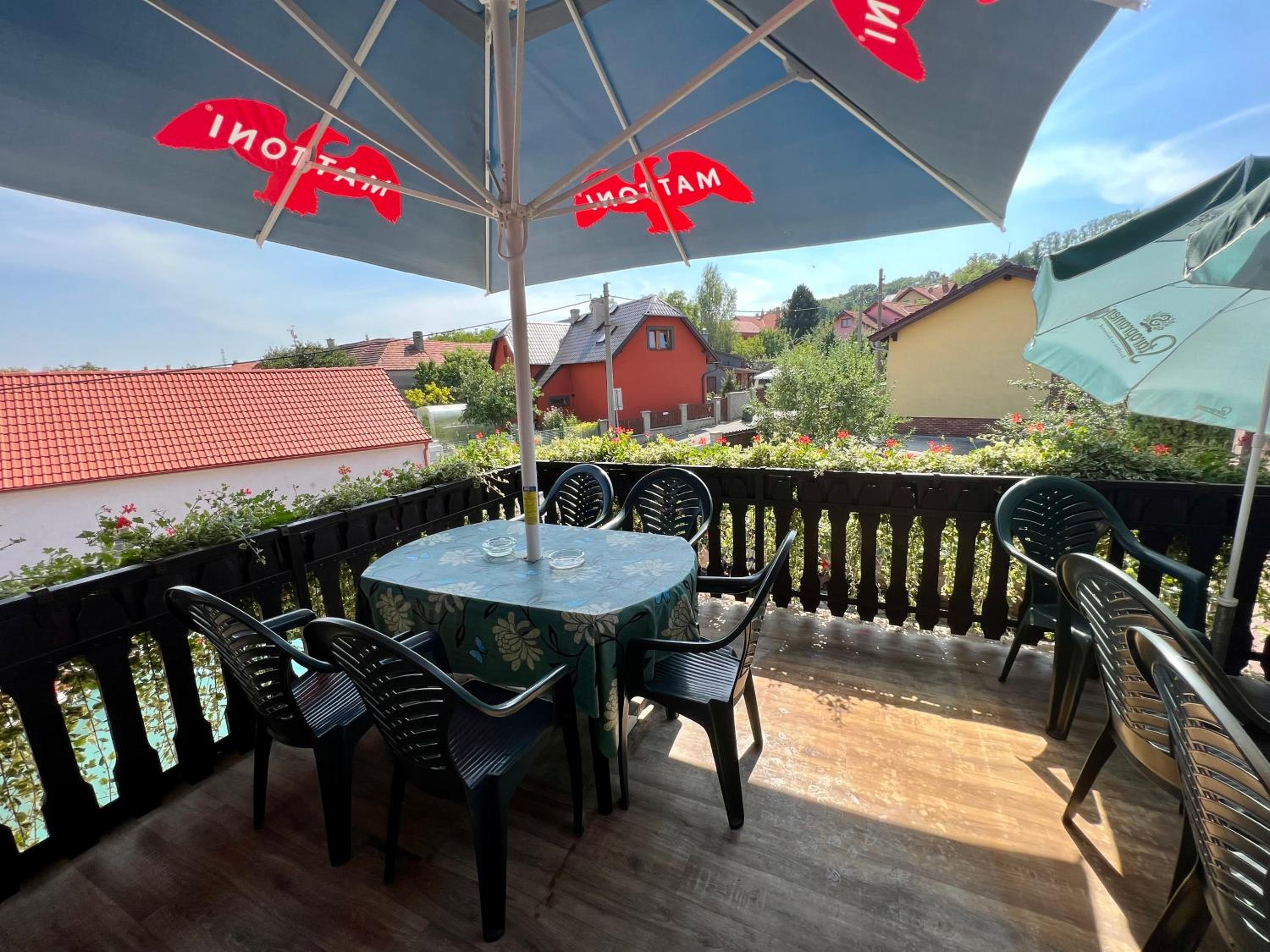 Restaurace a penzion Na Růžku
