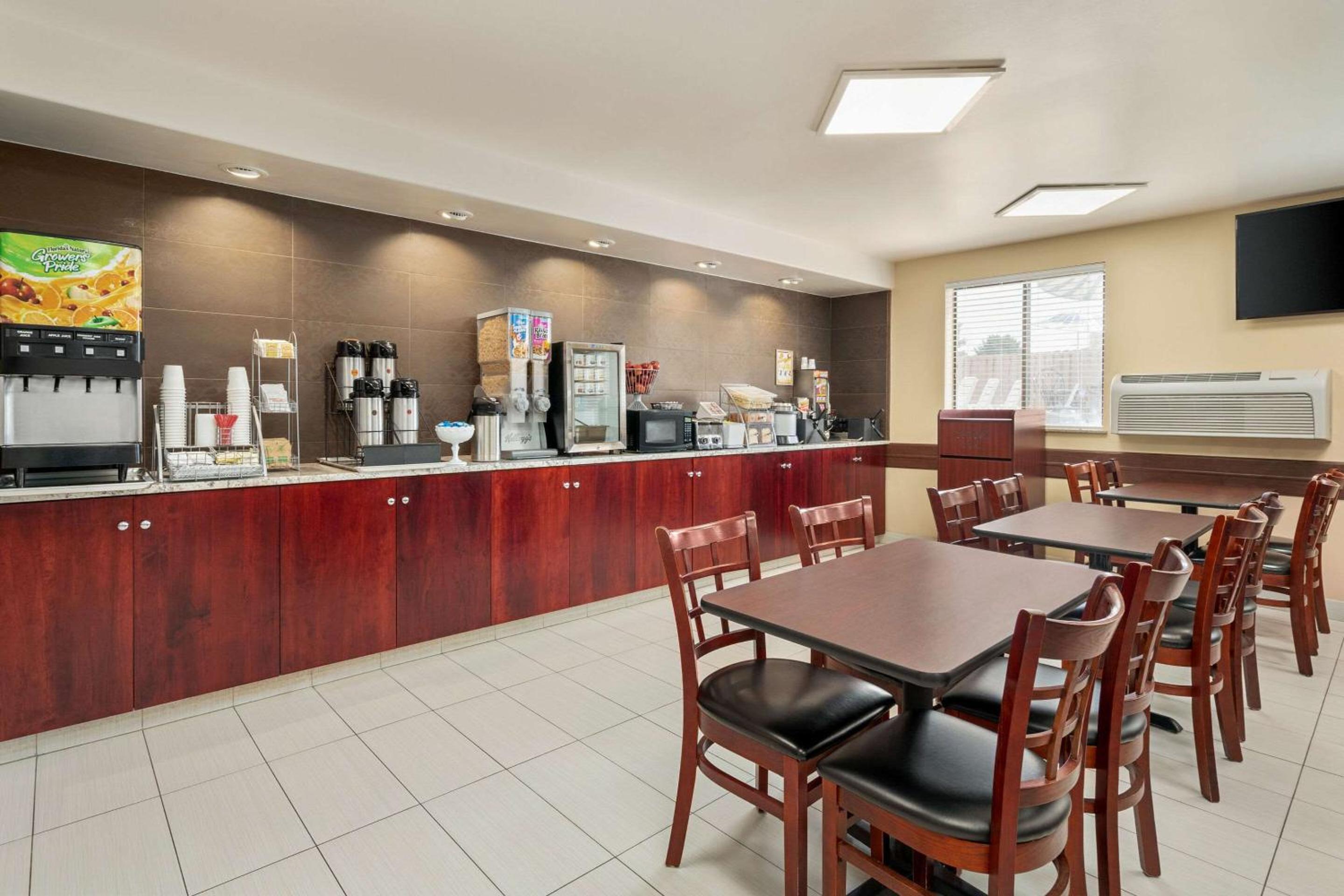 Quality Inn Wenatchee-Leavenworth view 3