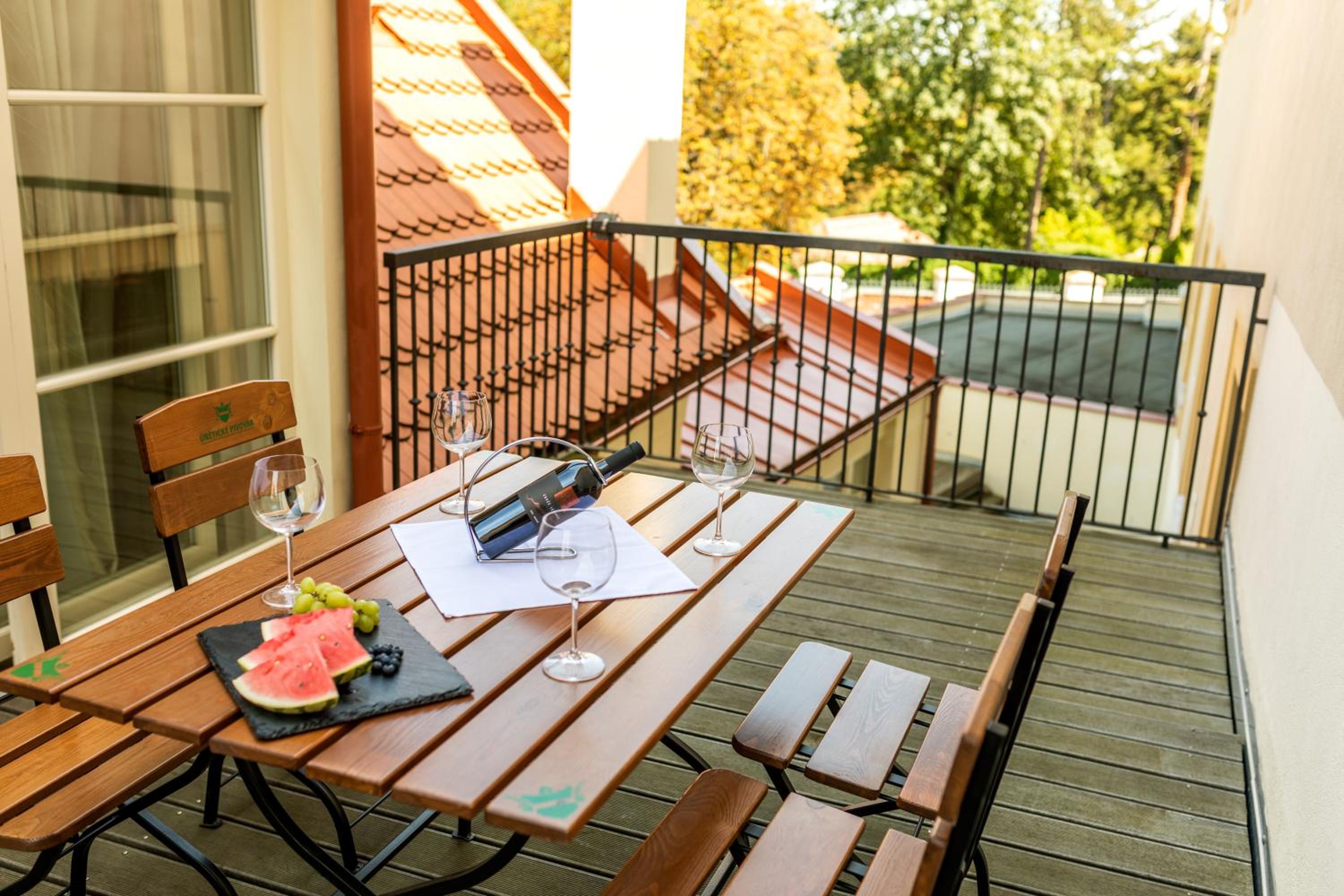 balance & terrace