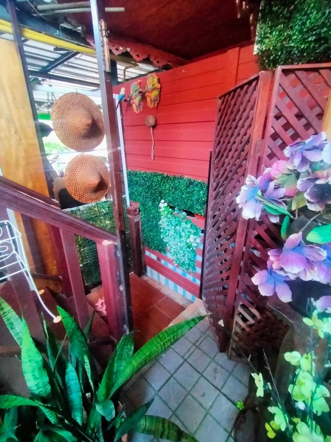 Ruenthip Homestay