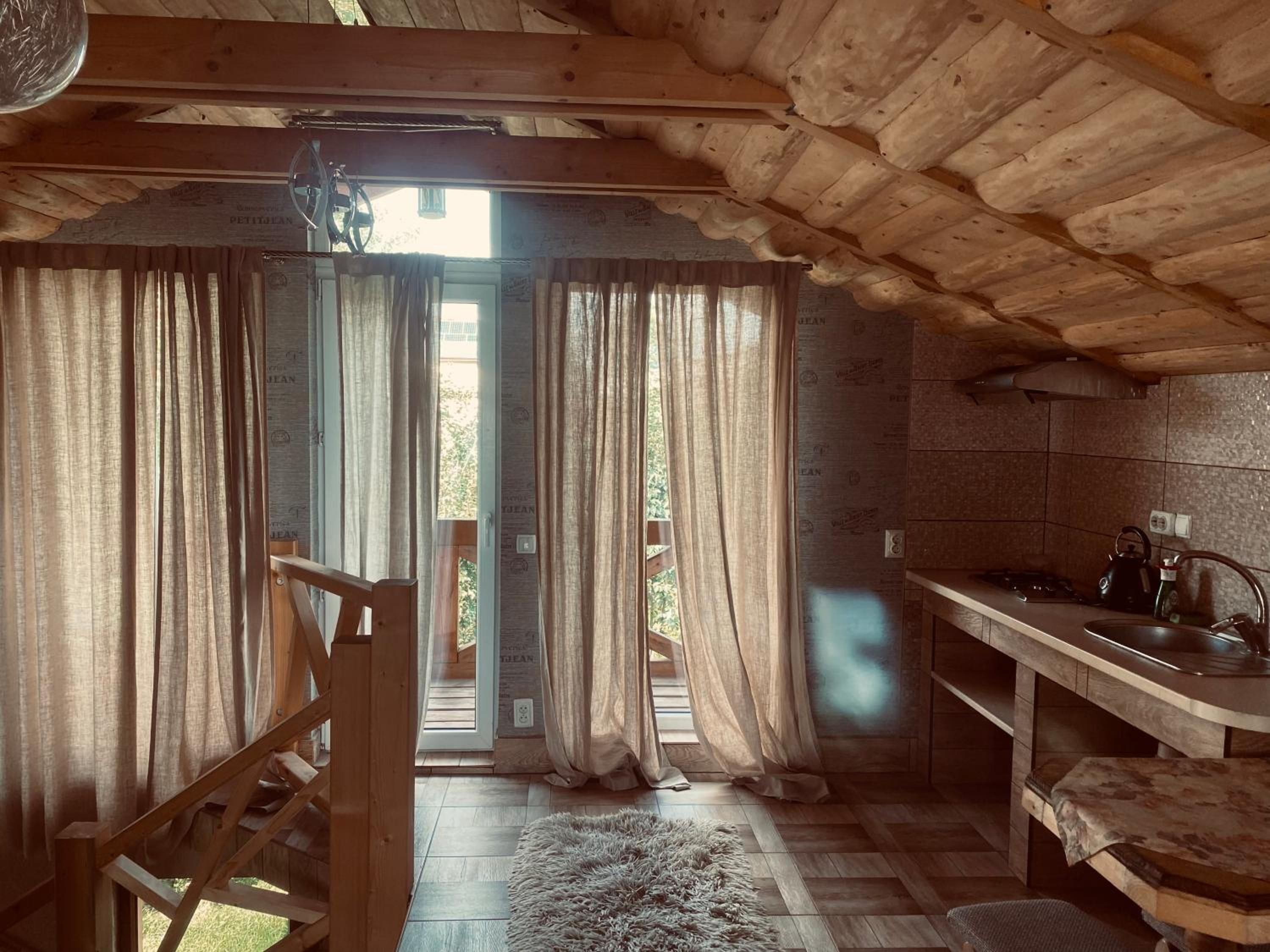 Forest House en Yasinya