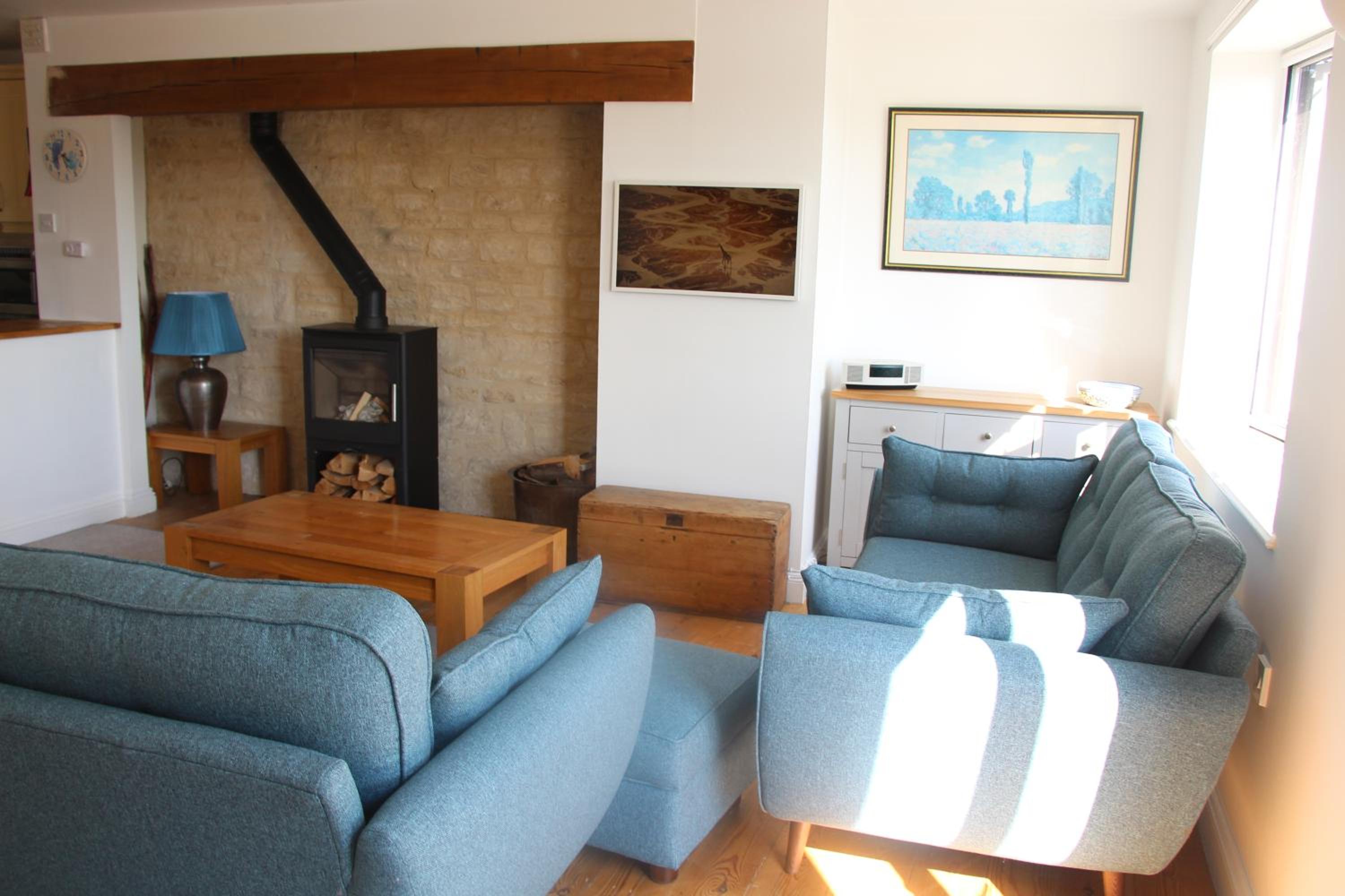 Coot Cottage - holiday house with fantastic lake views