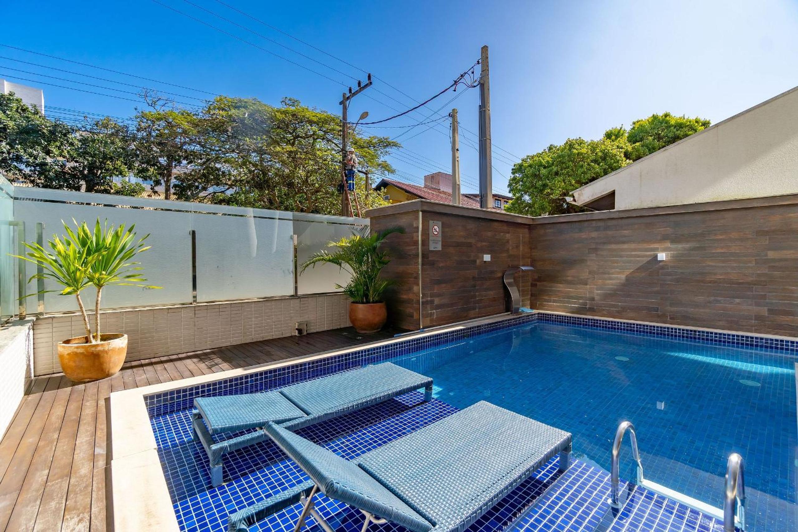 Ampla Cobertura Duplex em Condomínio com Piscina view 5