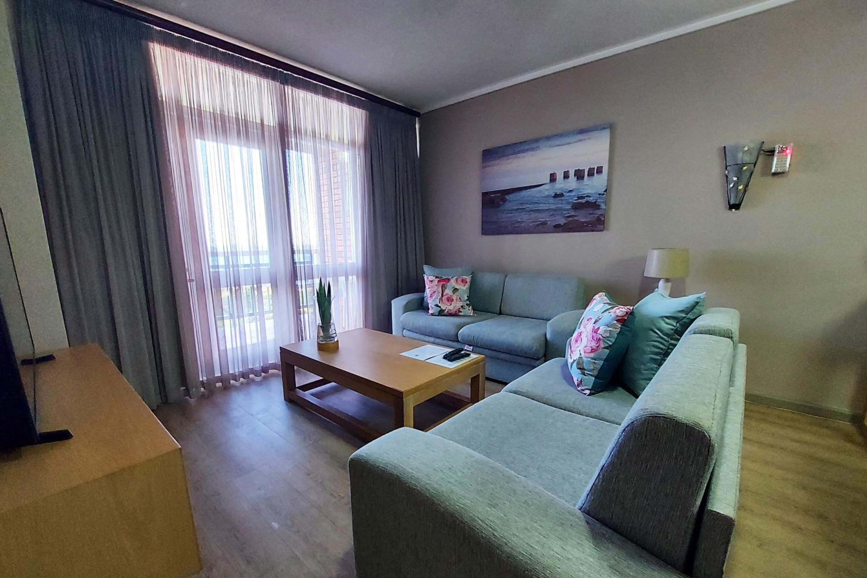 First Group Brookes Hill Suites