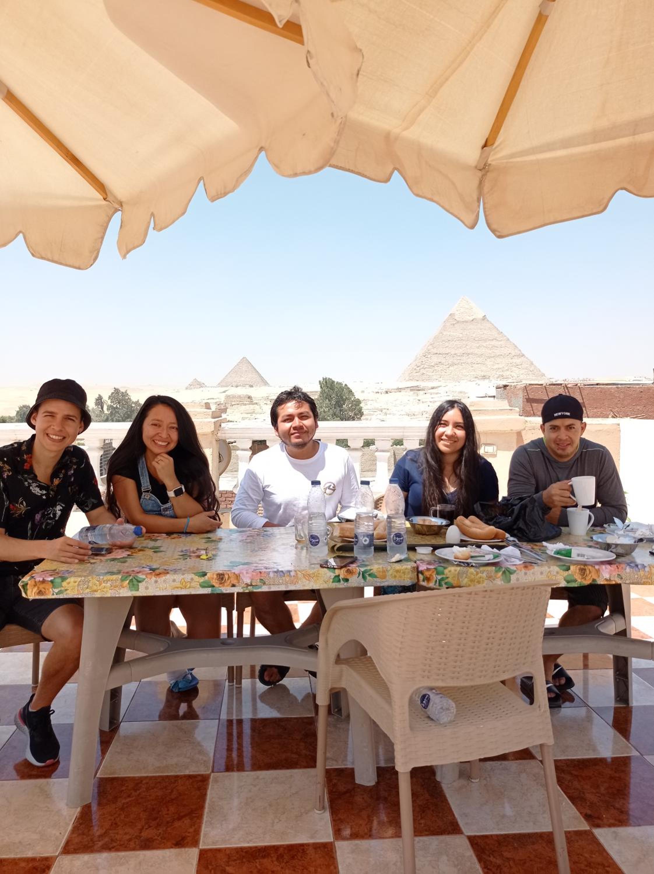Royal Pyramids Inn