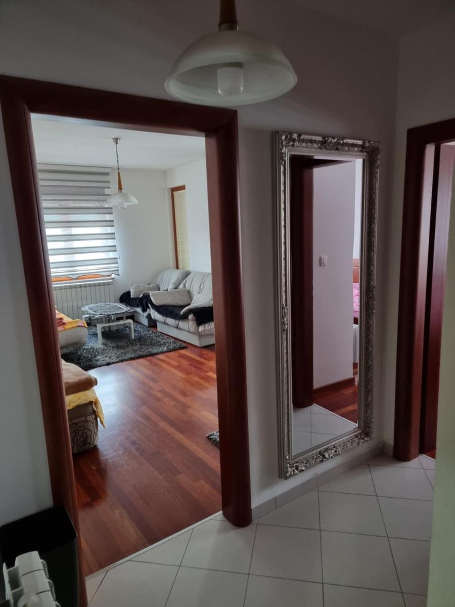 Deluxe Apartment LV view 5