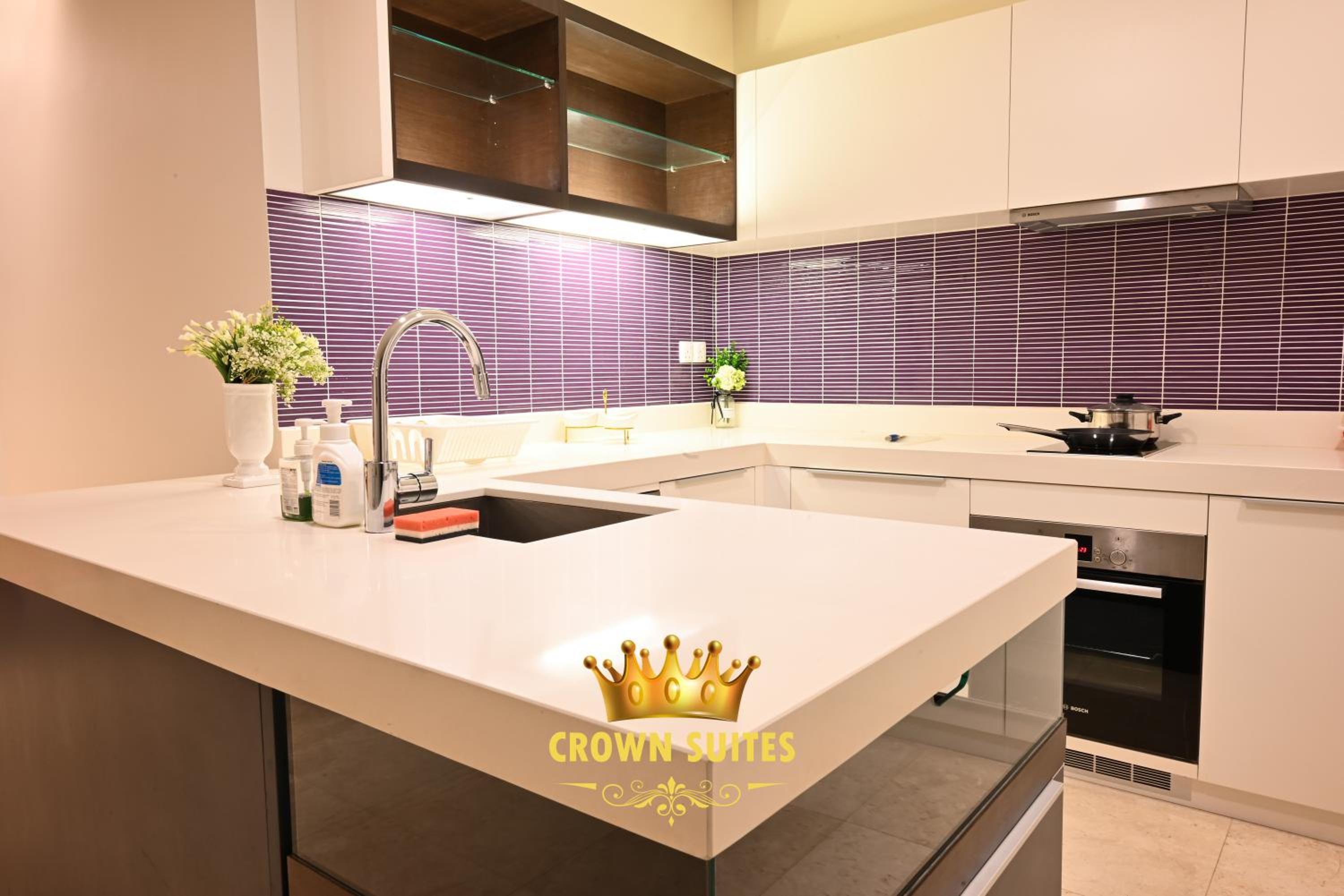 Crown Suites Tropicana KLCC Kuala Lumpur City Center