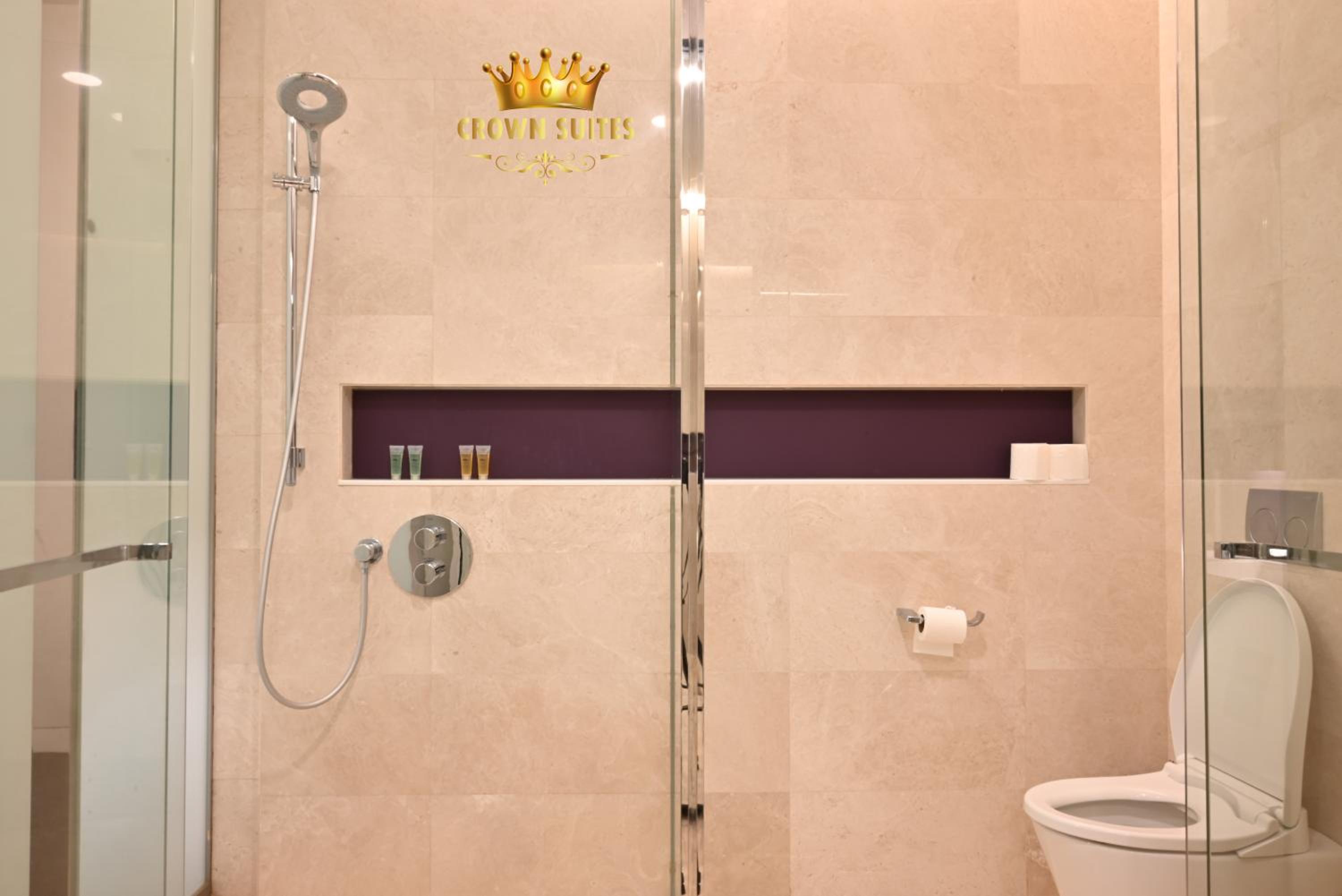 Crown Suites Tropicana KLCC Kuala Lumpur City Center