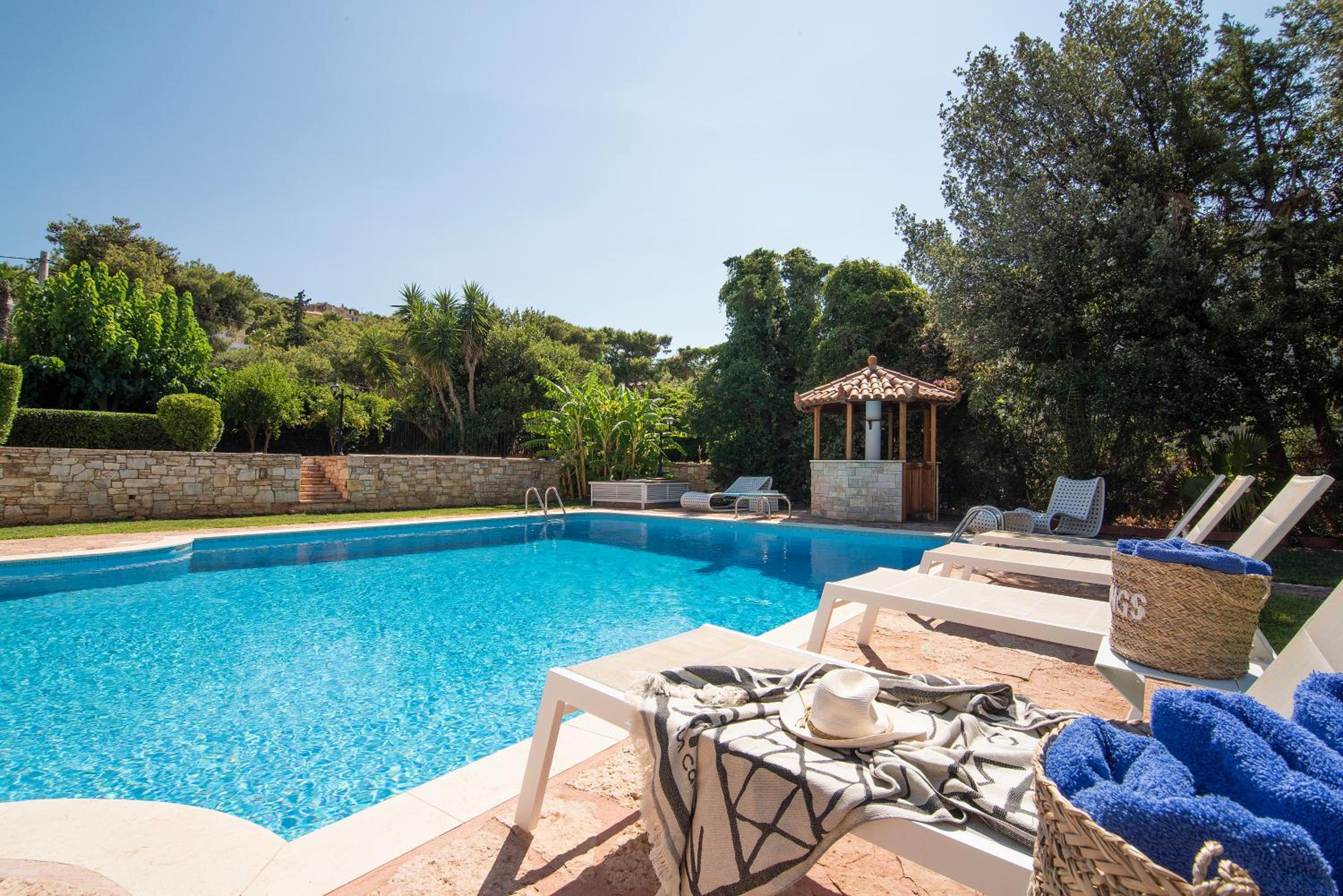 VILLA MERMAID