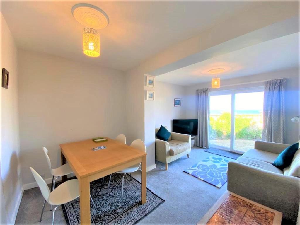 Cliff Court Apartments