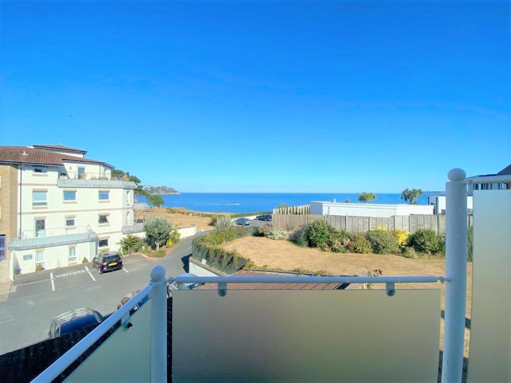 Cliff Court Apartments