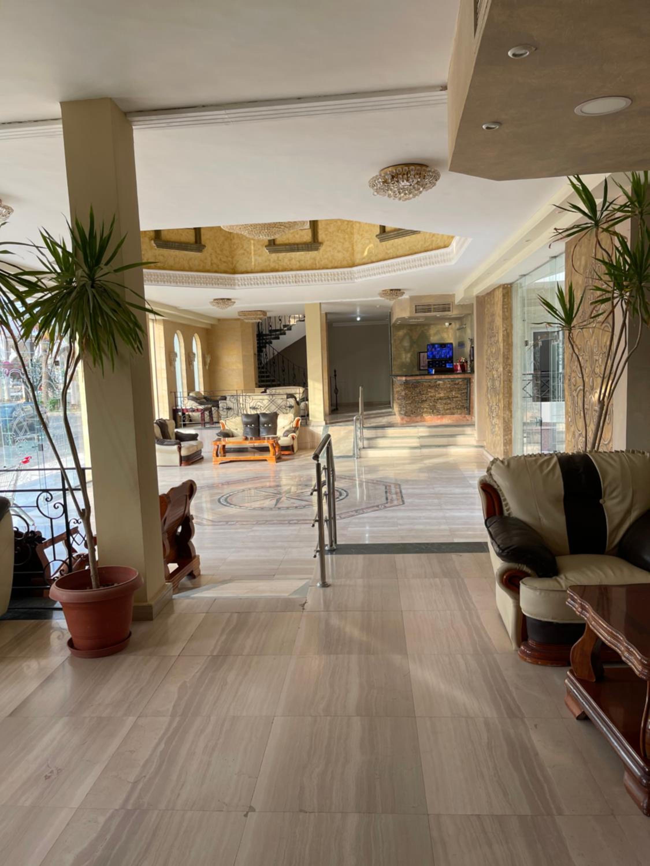 Apartment with private Beach in Sahl Hasheesh view 5
