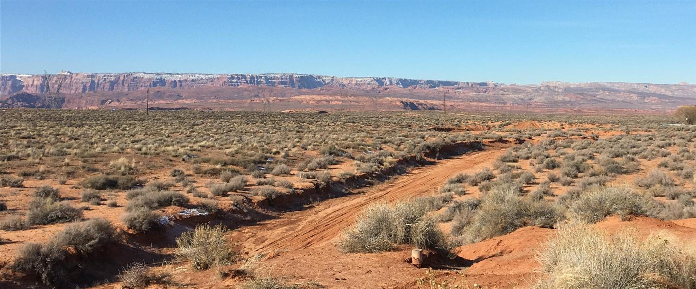 HorseshoeBendHouse is Close to canyons Renovated recently with boat parking