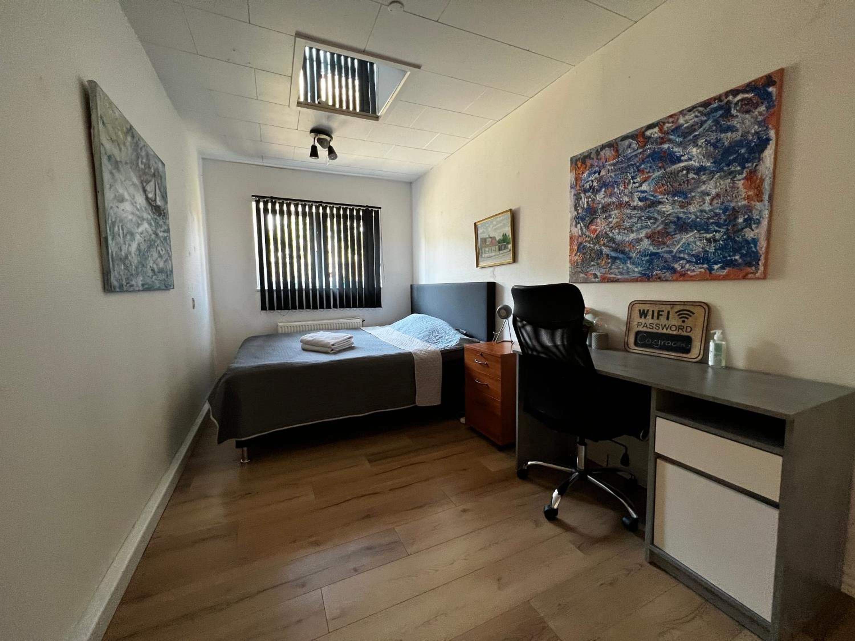 Cozy Room in the heart of Rødby! 5km from Femern & Puttgarden! view 4