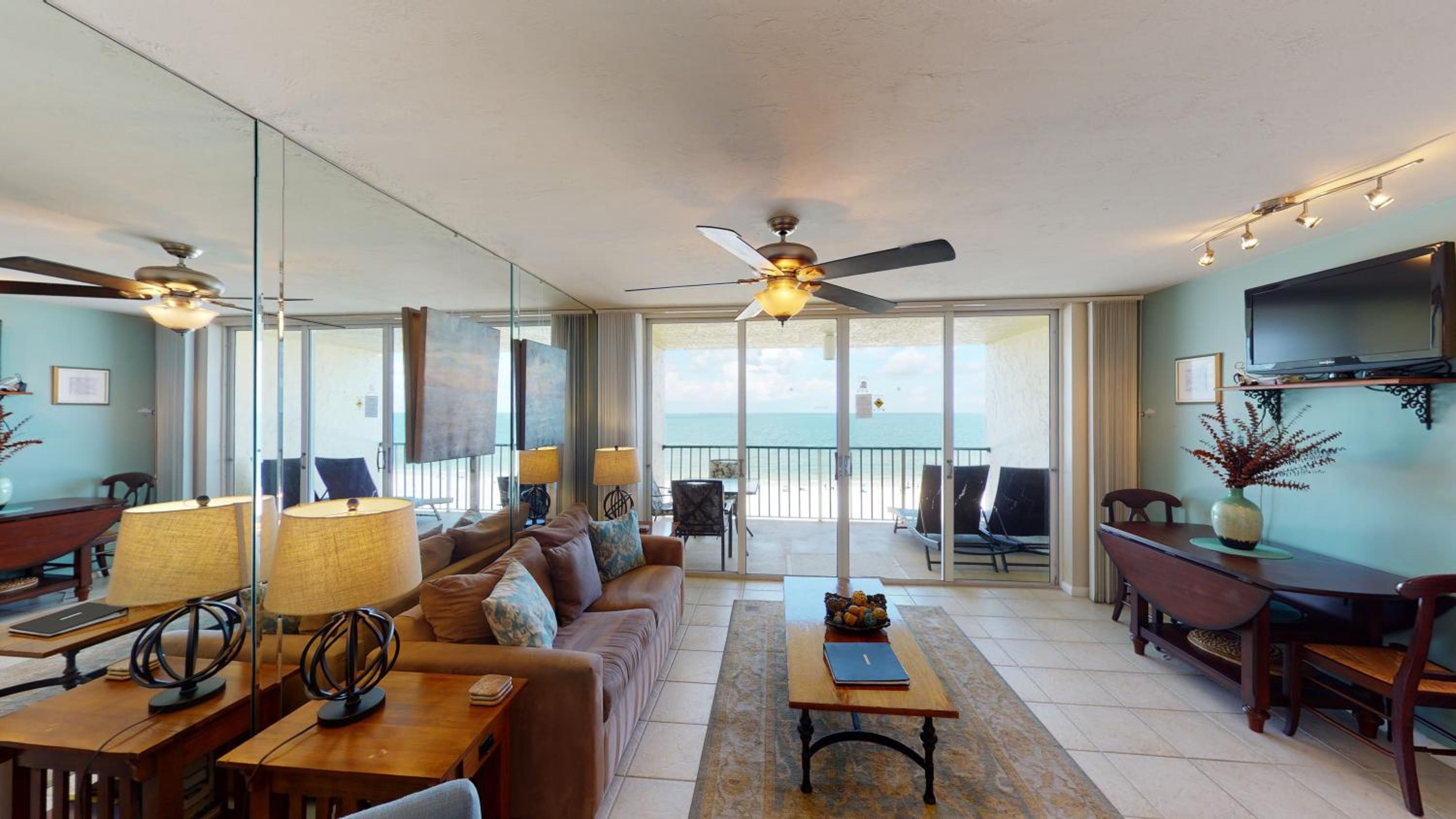 Beachfront Living at the Apollo I On-Site Sunset Grille Tiki/Restaurant