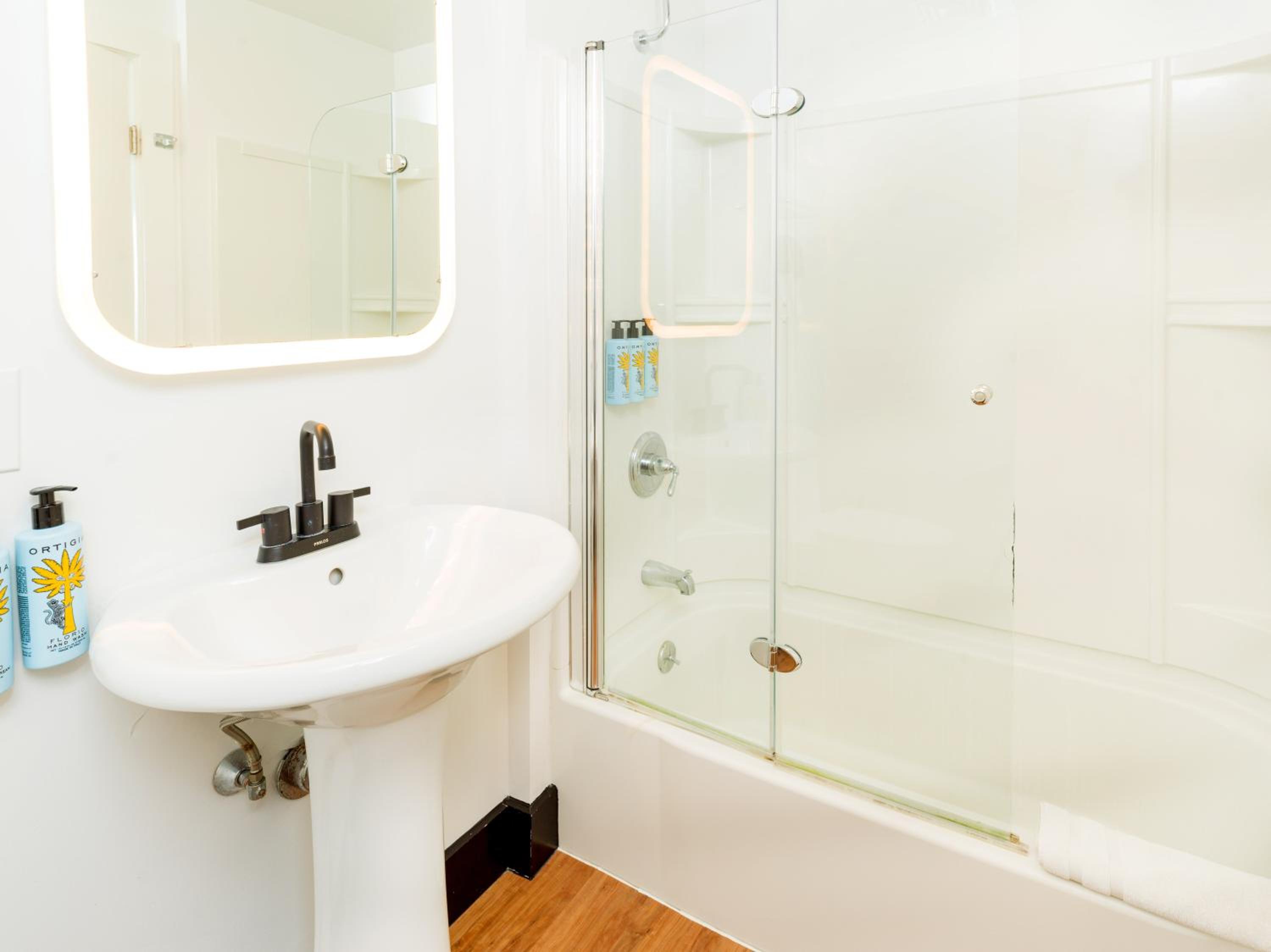 Aqua by American Beech - Adults Only
