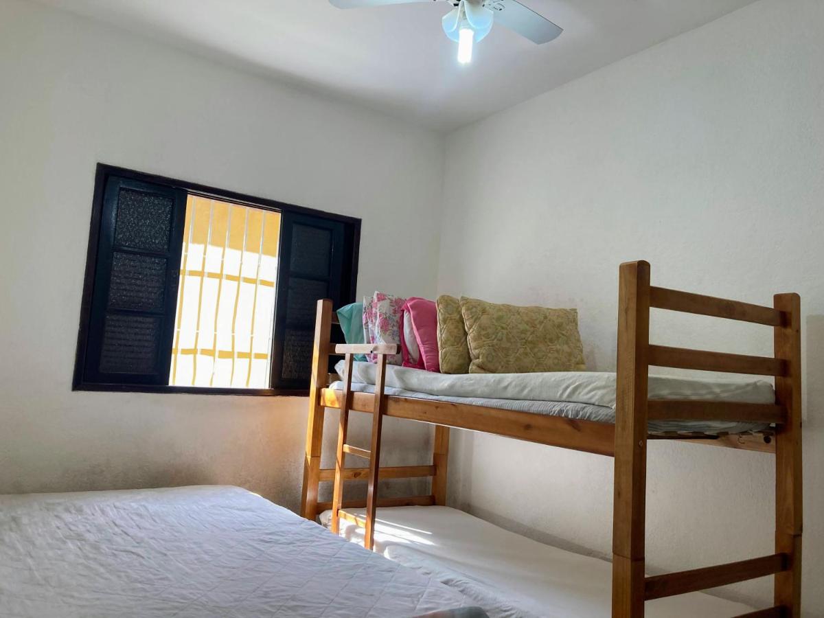 Casa com Amplo Quintal, Netflix, 5 minutos de carro da Praia