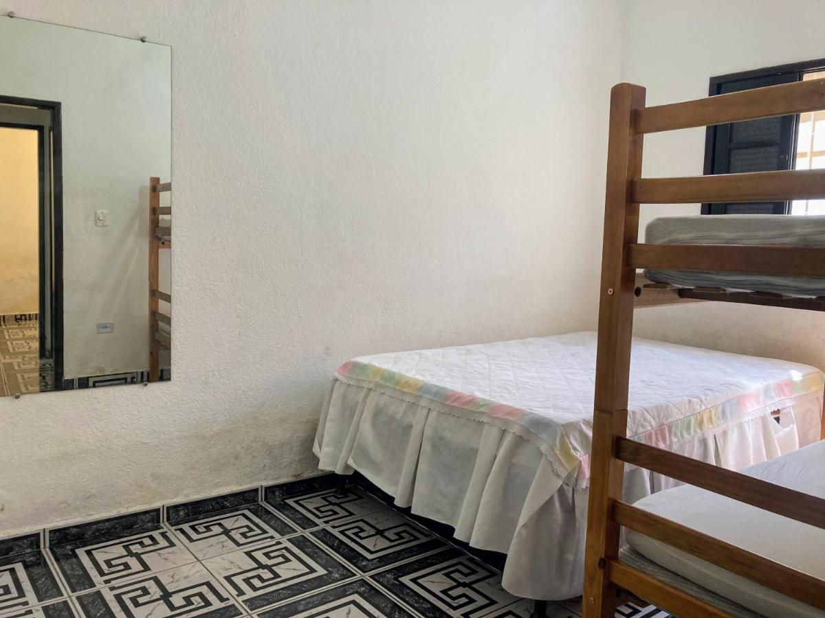 Casa com Amplo Quintal, Netflix, 5 minutos de carro da Praia