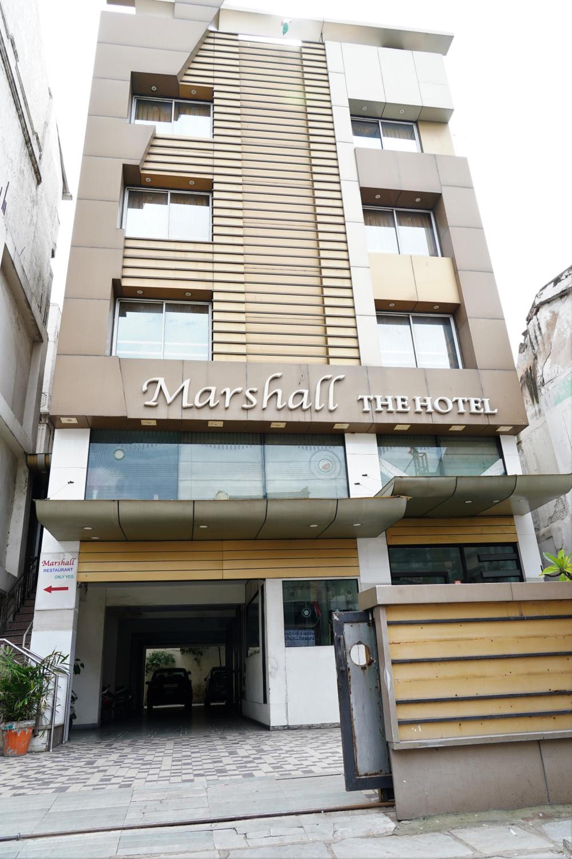 Marshall The Hotel