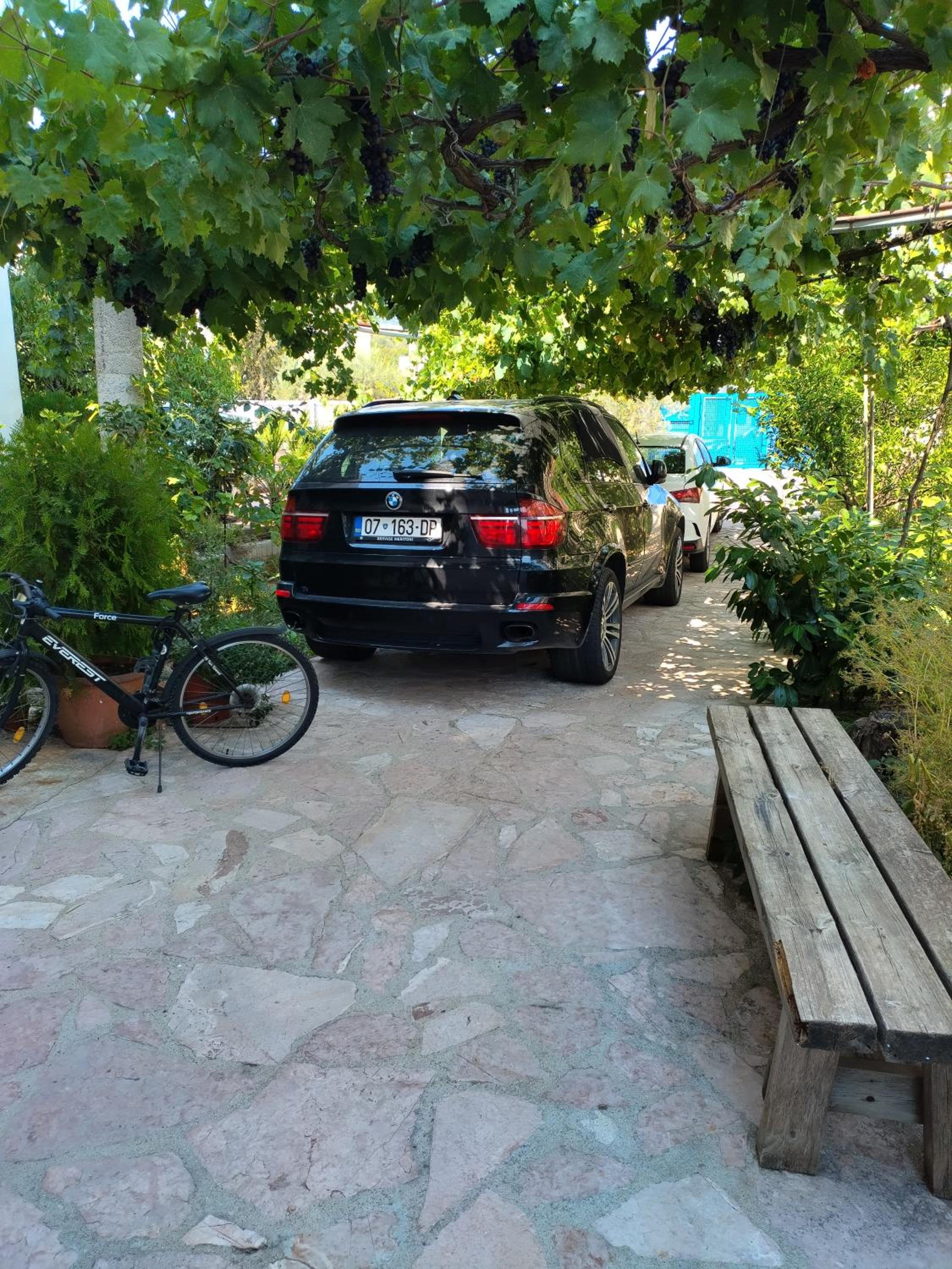 Magic Ionian Apartments & Rooms