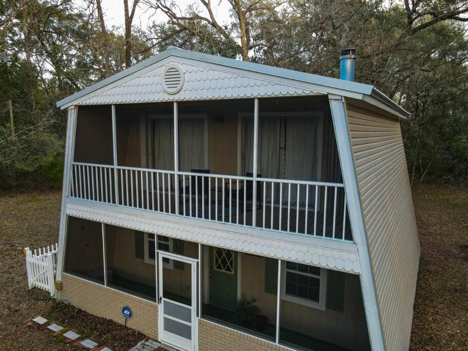 Lake City Vacations - Huck's Hideaway near the Santa Fe River - Property Image 1