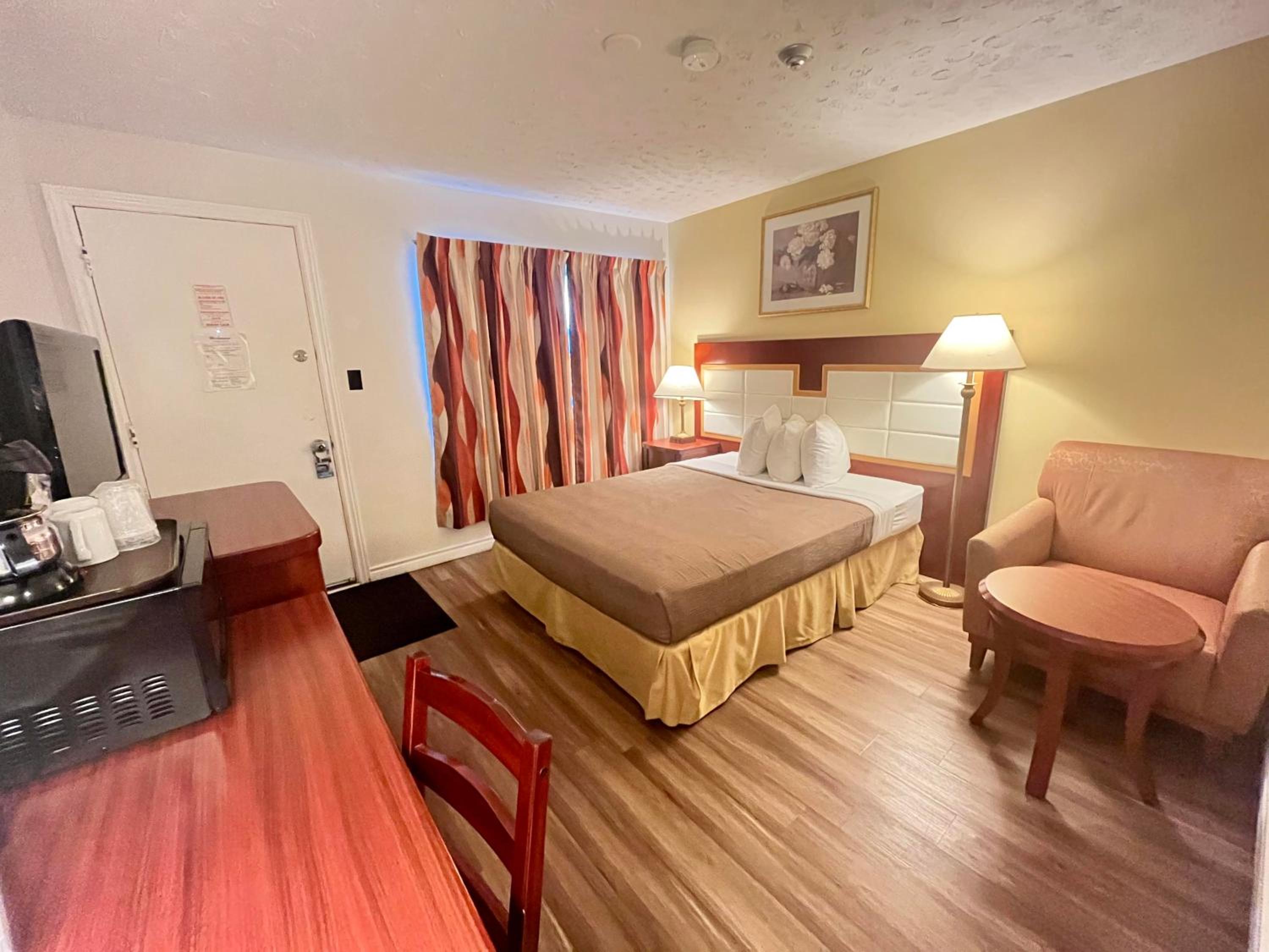 Holiday Motel
