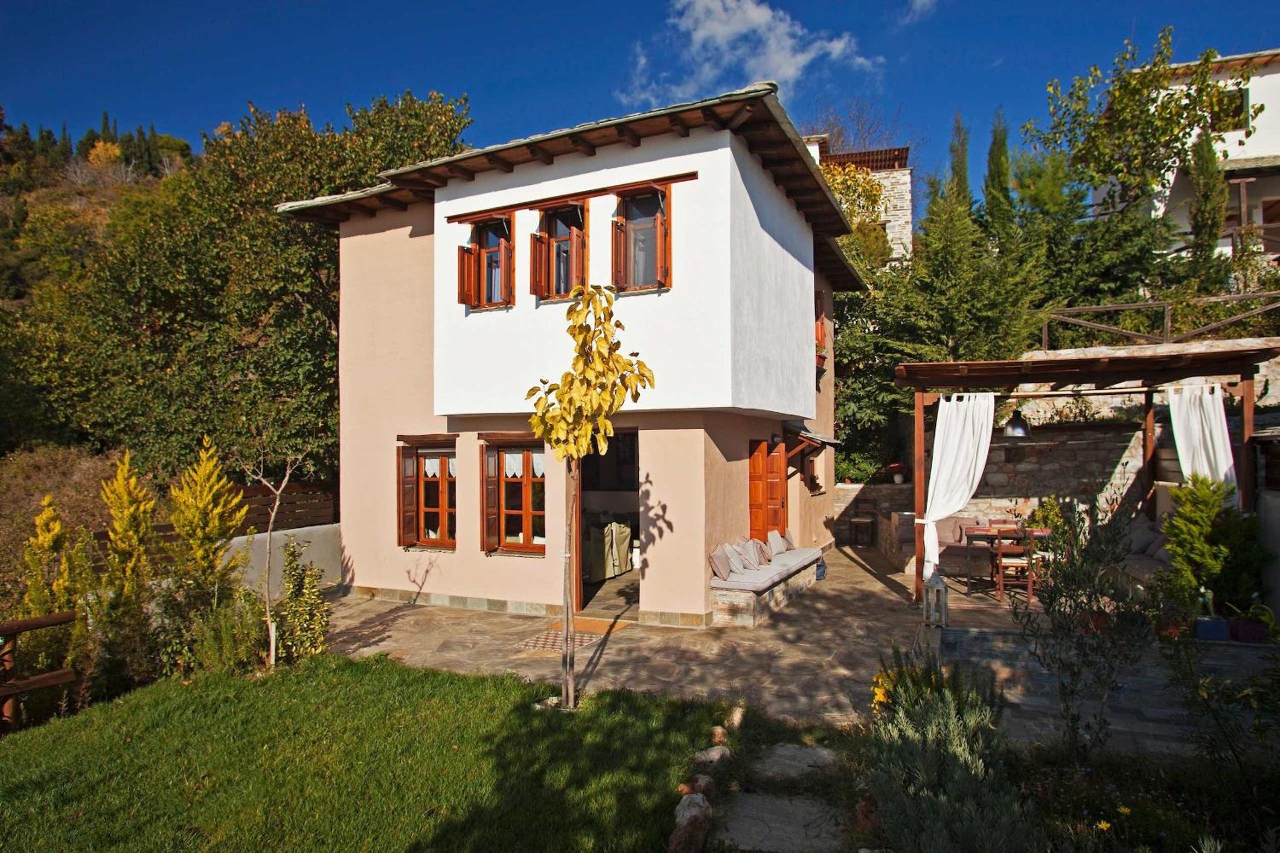 Pelion Homes