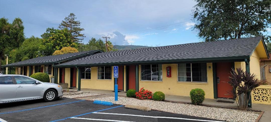 Lakeview Inn