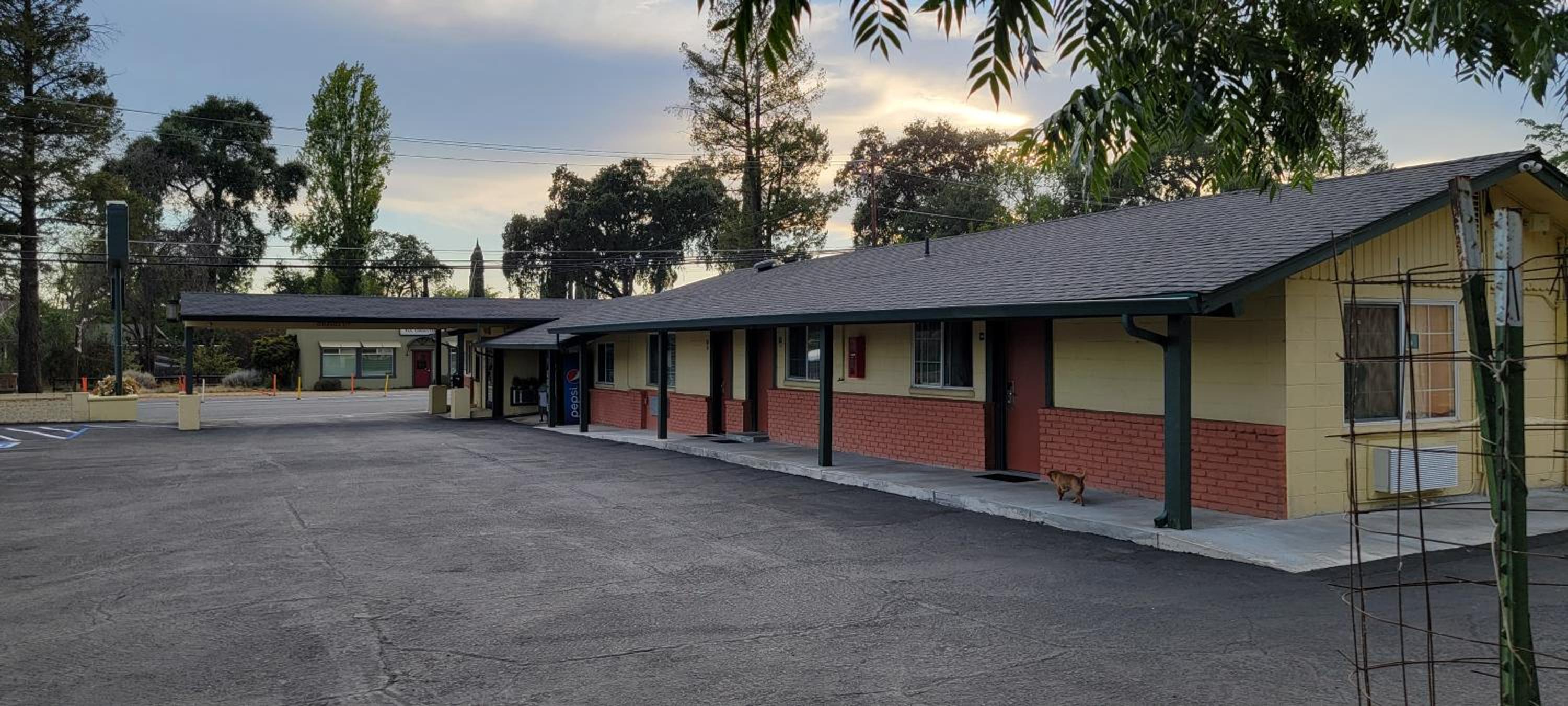 Lakeview Inn