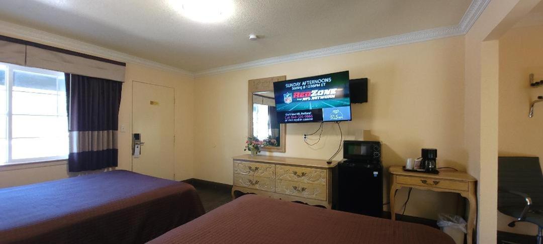 Lakeview Inn