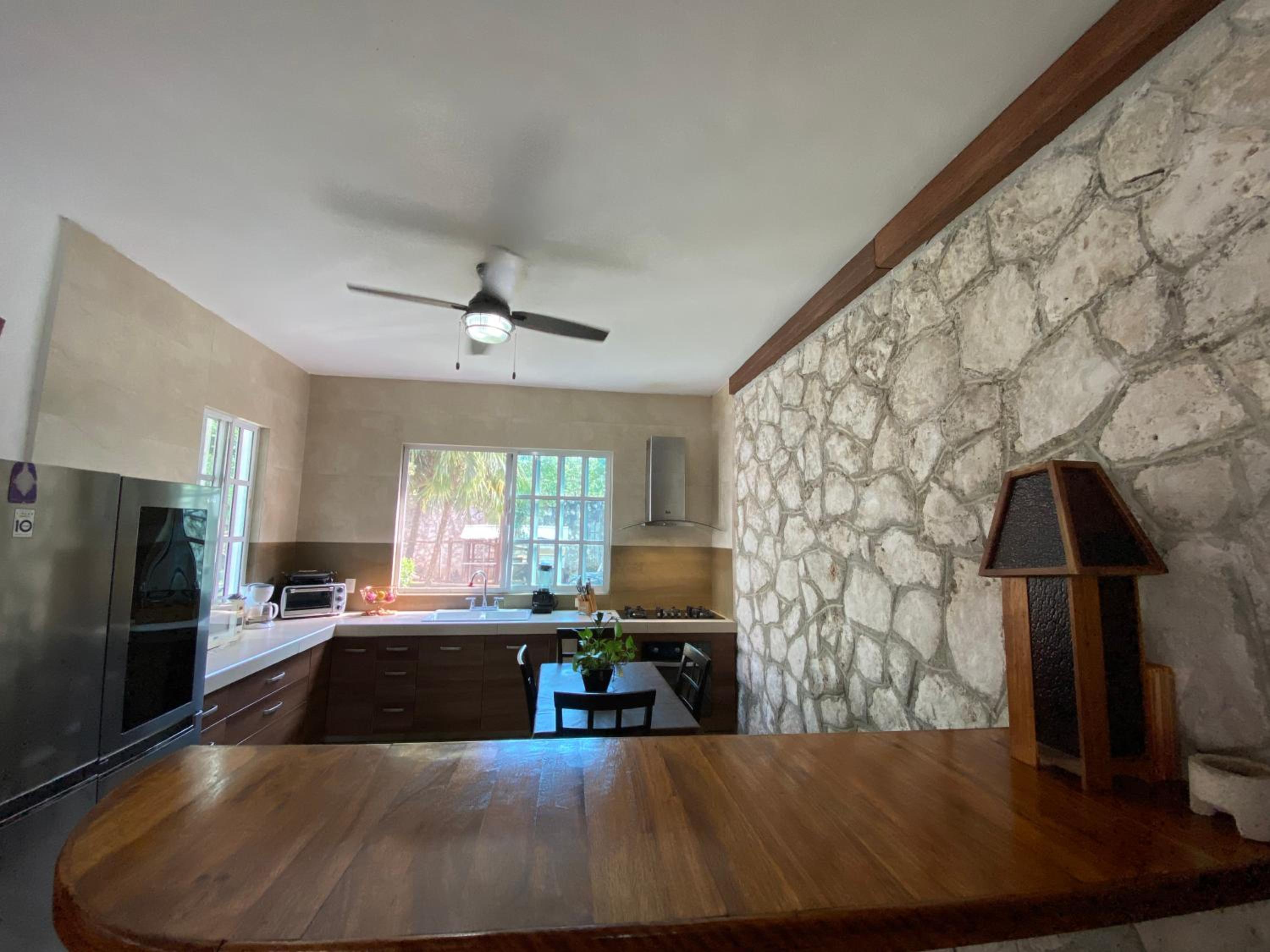 Casa confortable y espaciosa con alberca privada