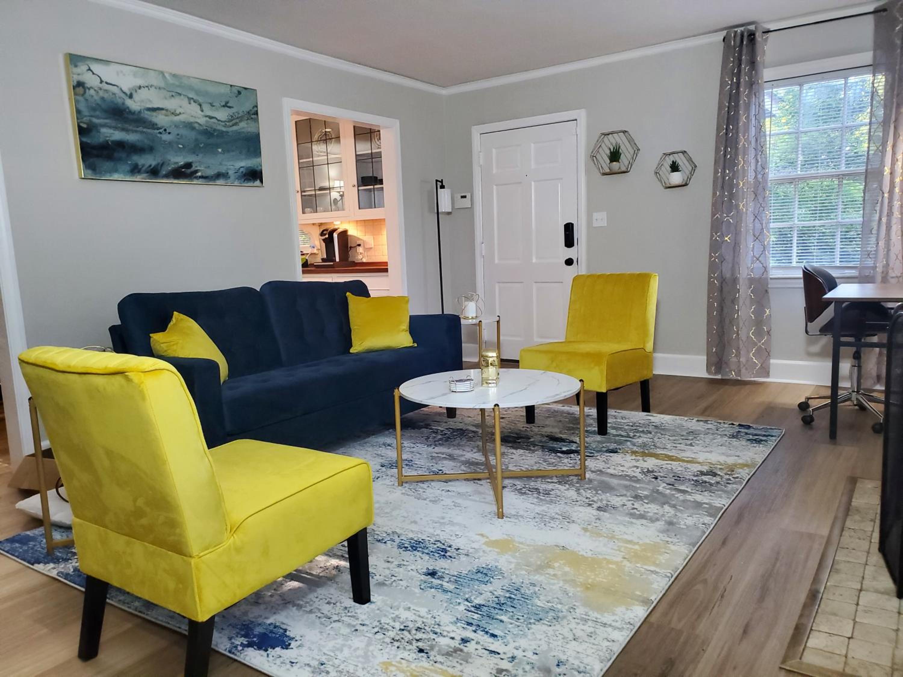Montgomery Vacations - Cheerful 2 BR Near Colleges, Downtown, Attractions - Property Image 46